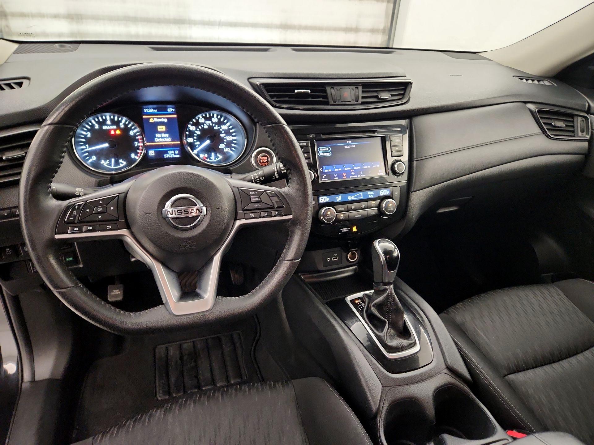 Thumbnail: 2020 Nissan Rogue - 9