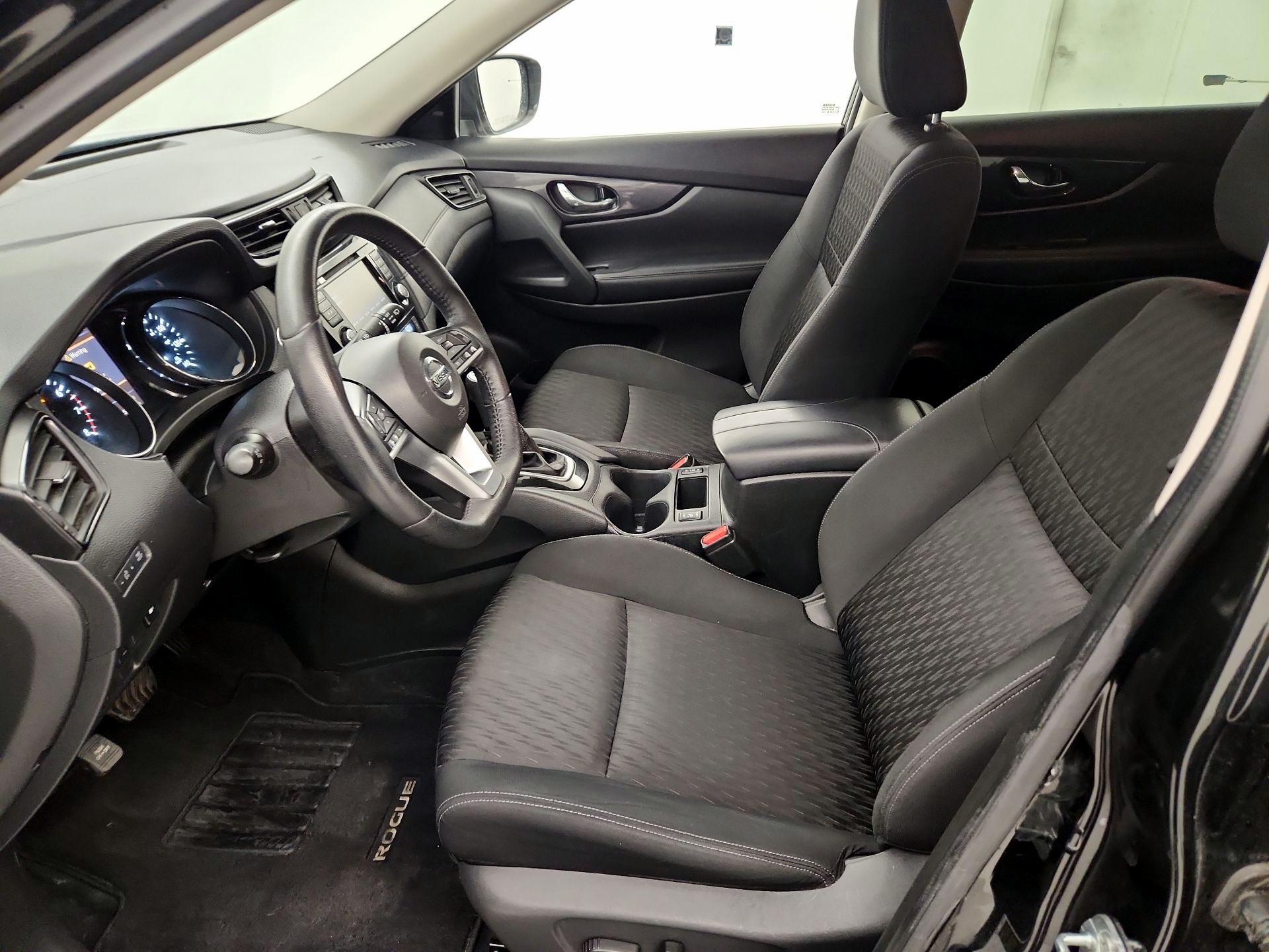 Thumbnail: 2020 Nissan Rogue - 11