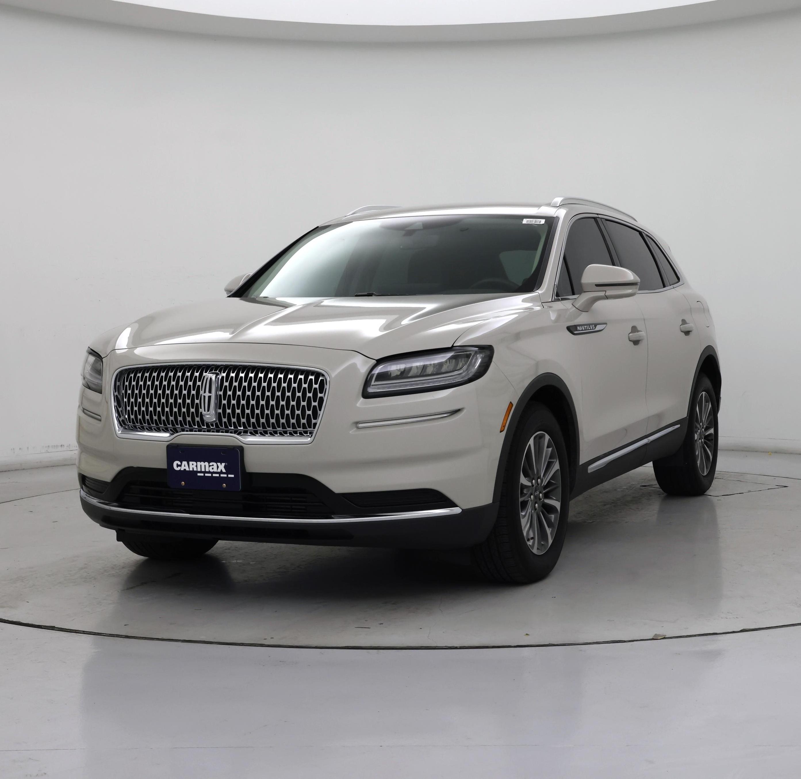 Thumbnail: 2023 Lincoln Nautilus - 4