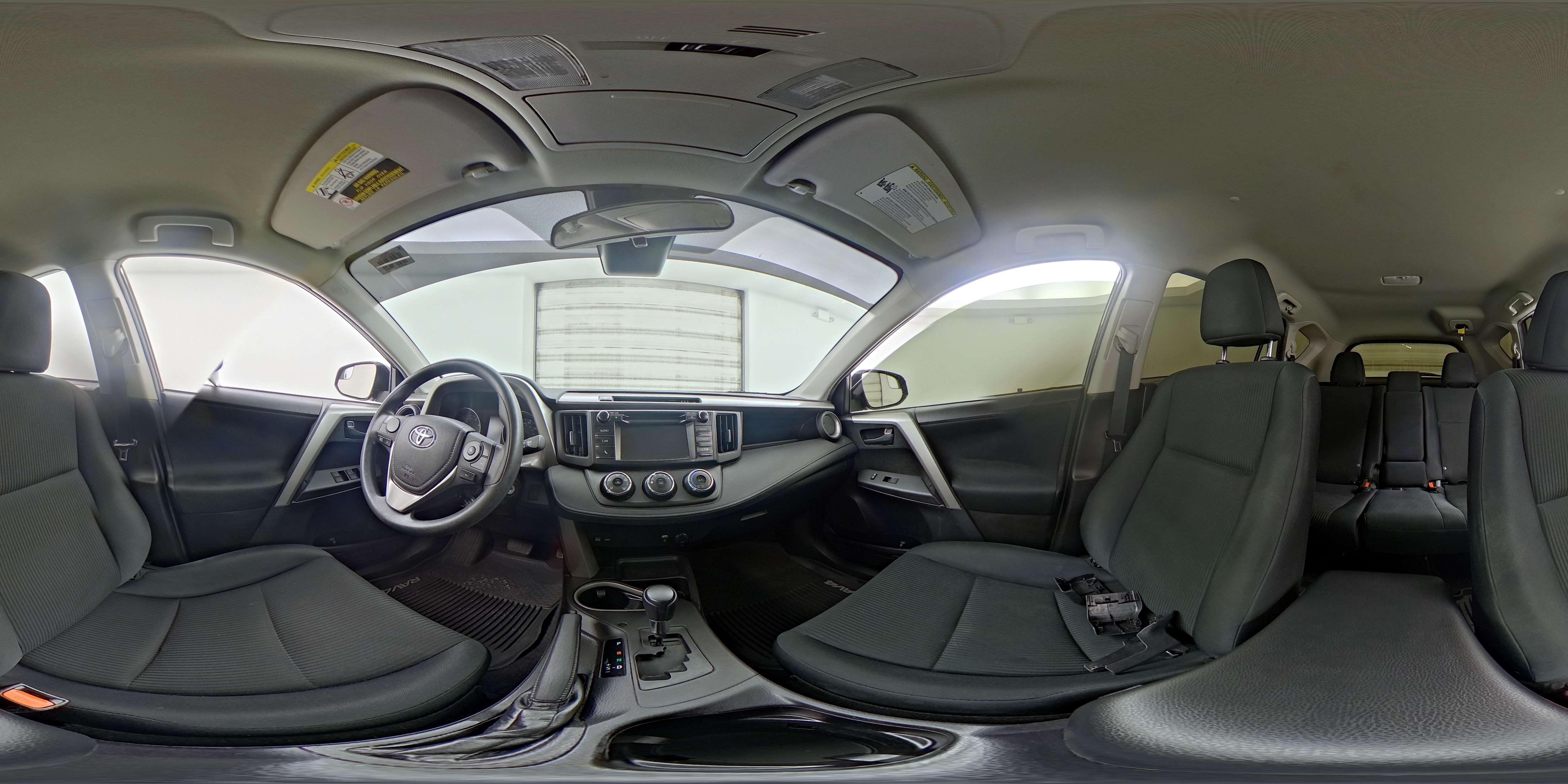2017 Toyota RAV4 LE - Photo 24