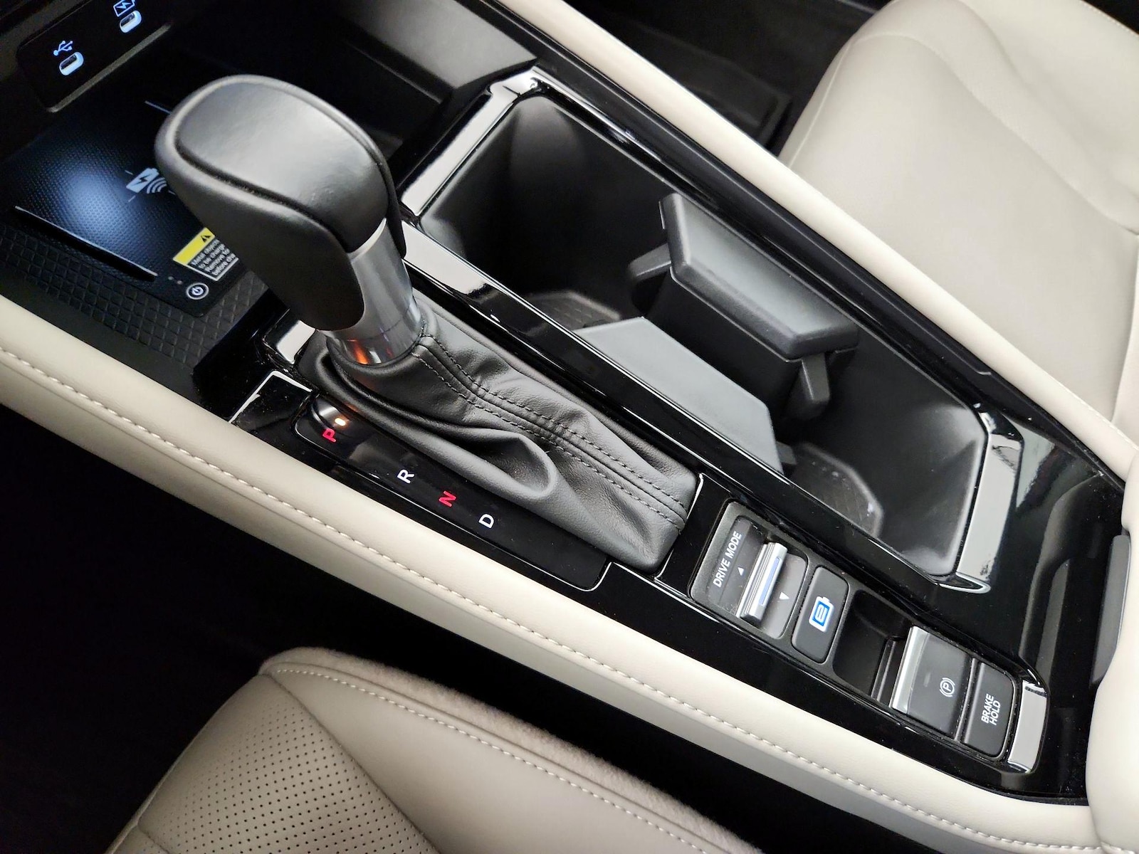 2025 Honda Accord Hybrid Touring - Photo 18
