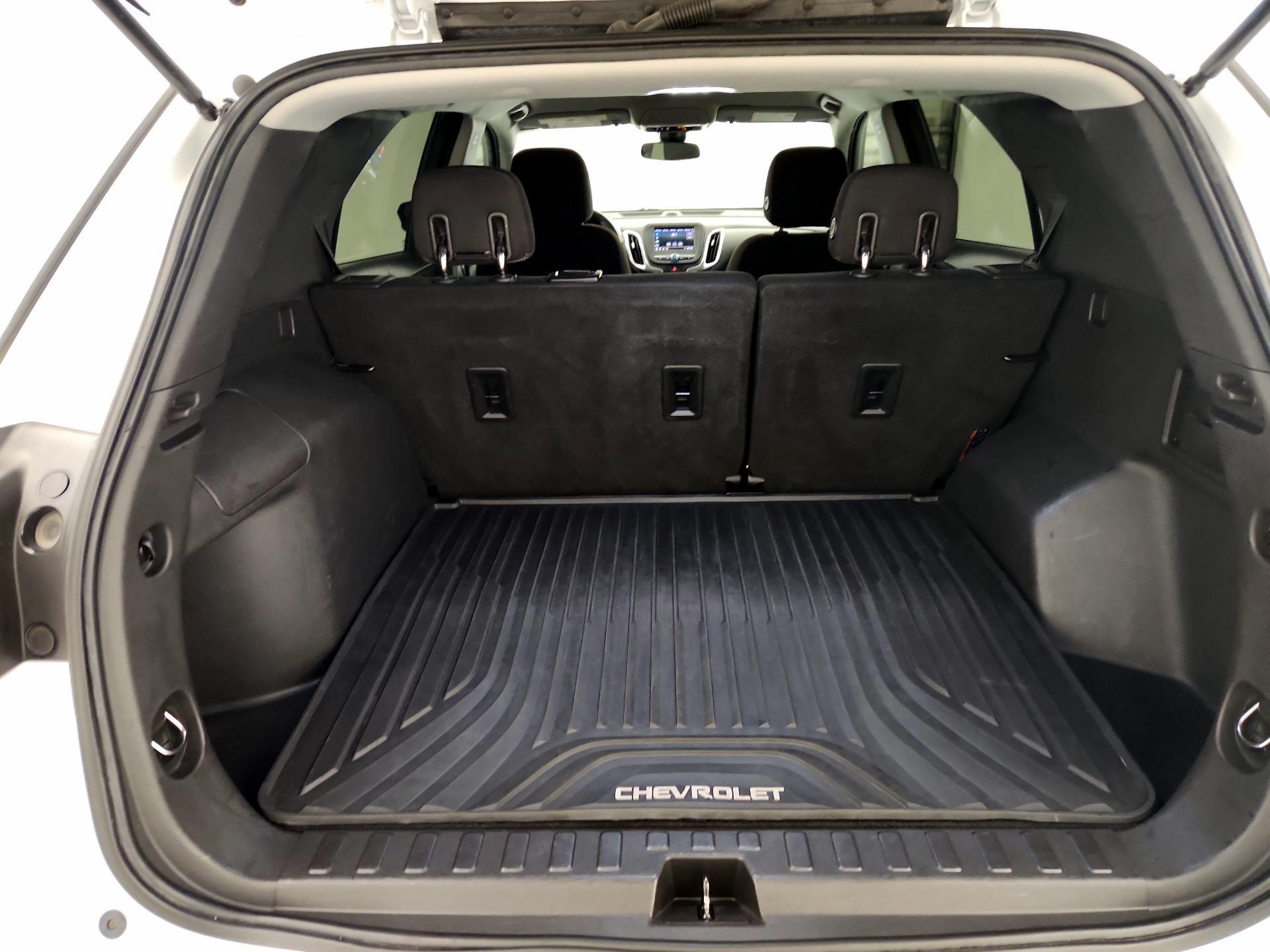 Thumbnail: 2020 Chevrolet Equinox - 20