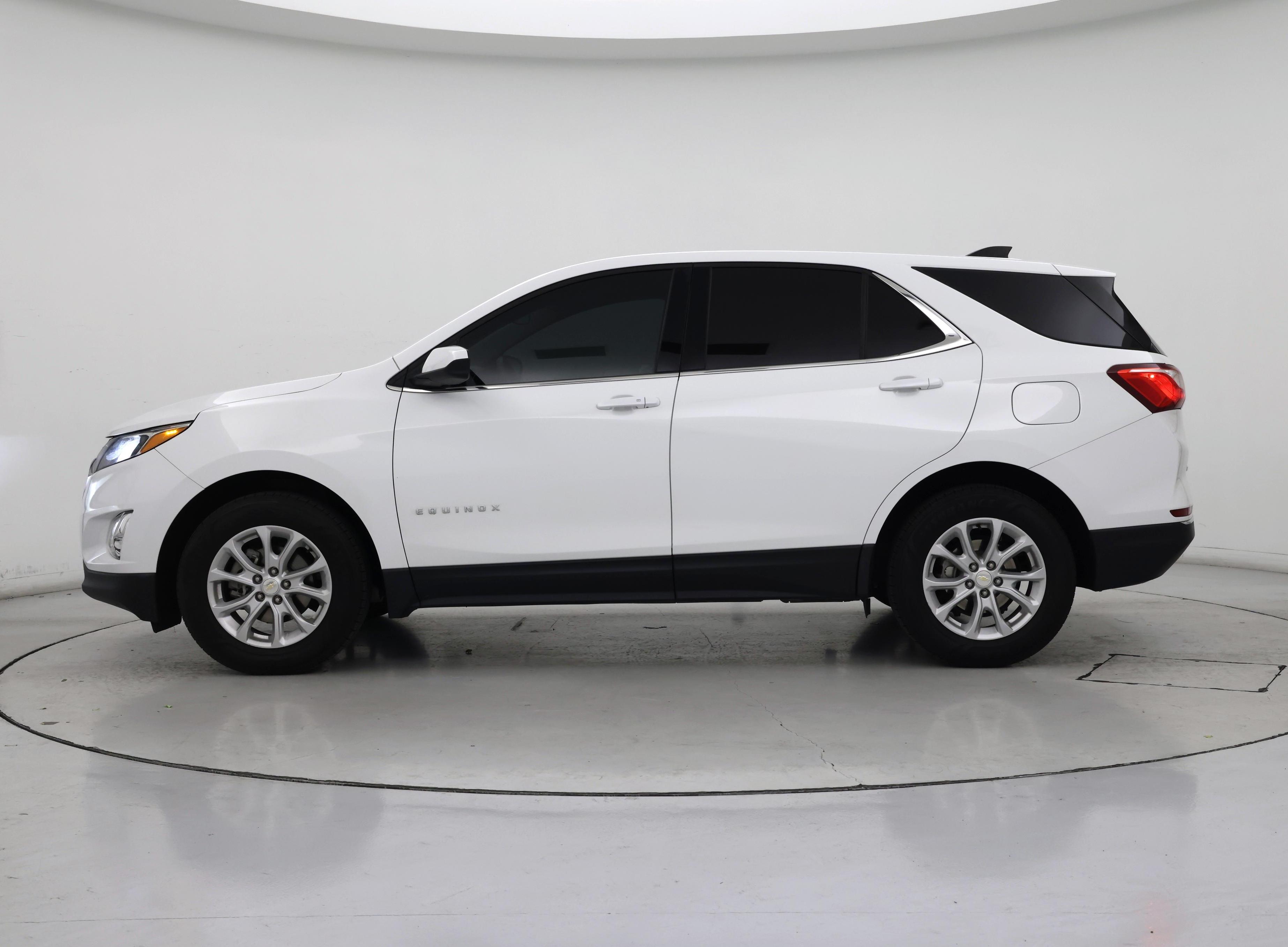 Thumbnail: 2020 Chevrolet Equinox - 3