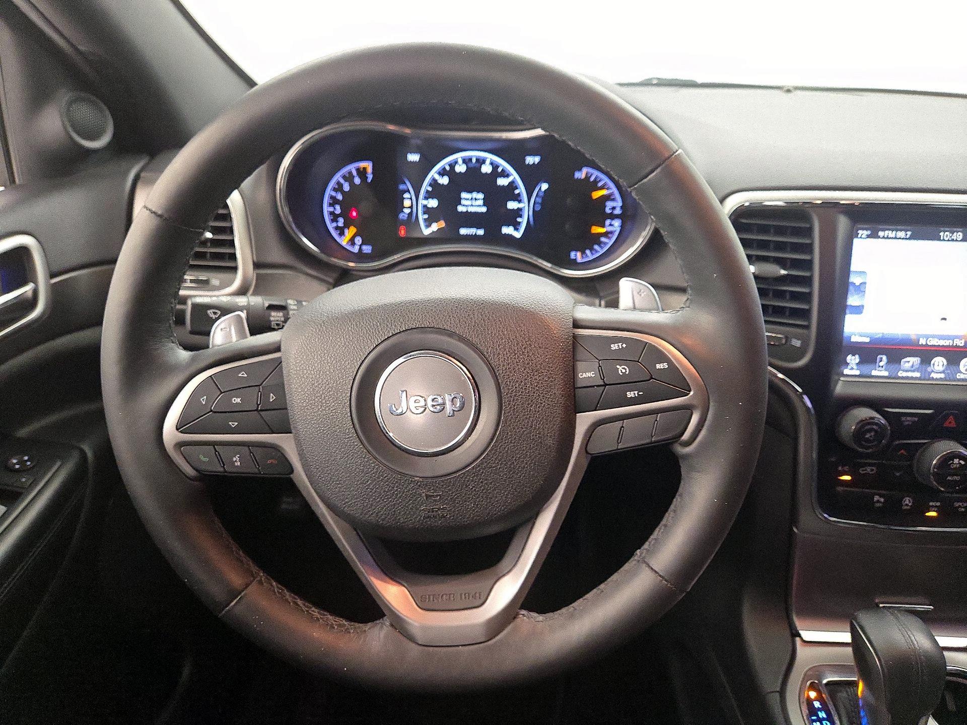 Thumbnail: 2017 Jeep Grand Cherokee - 10