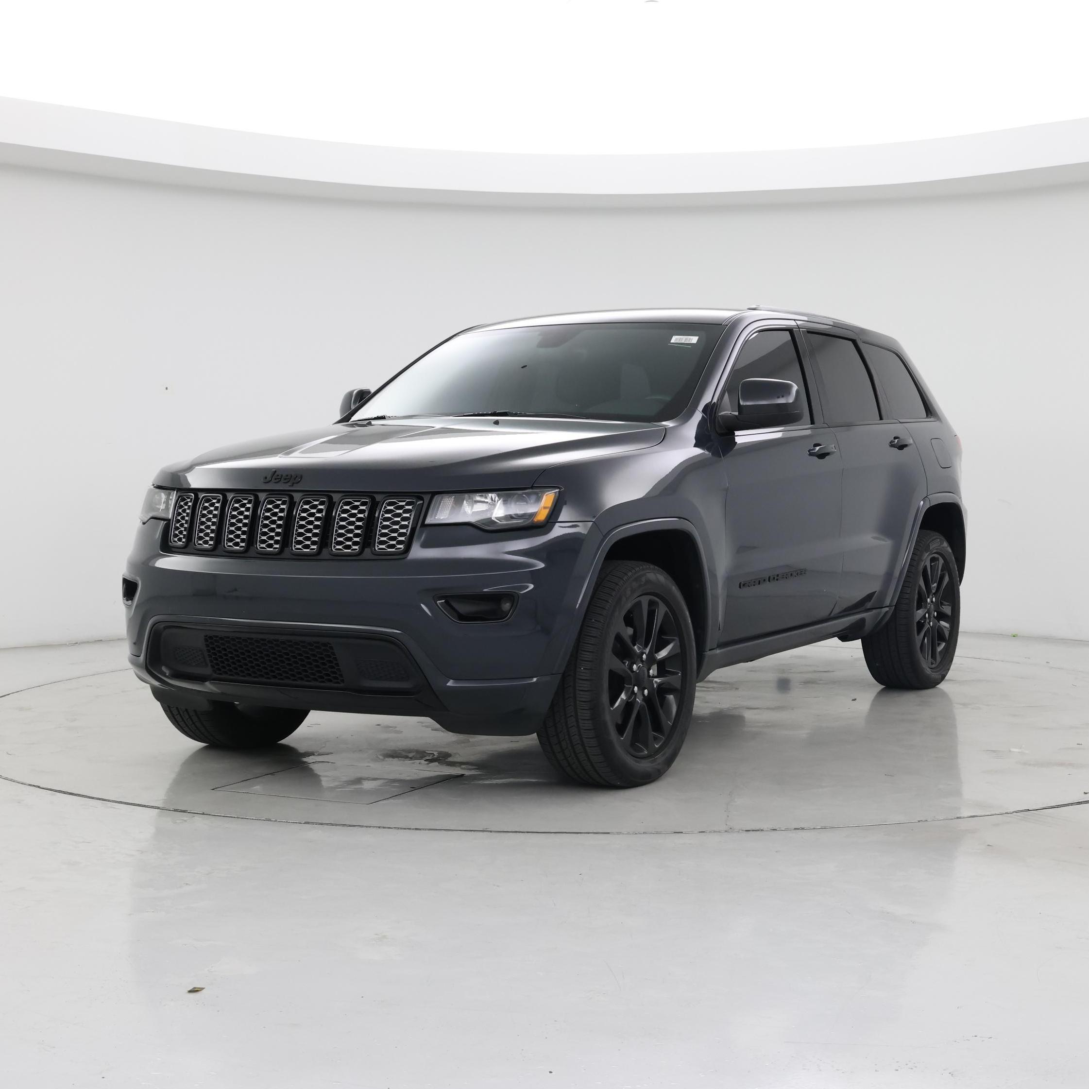 Thumbnail: 2017 Jeep Grand Cherokee - 4