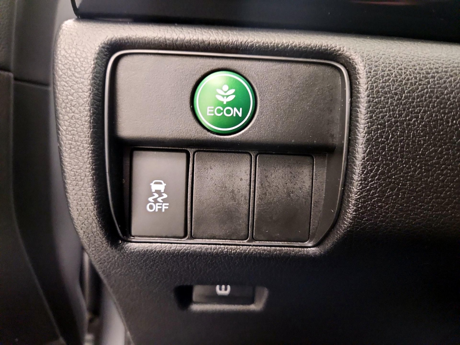 2017 Honda Accord LX - Photo 14