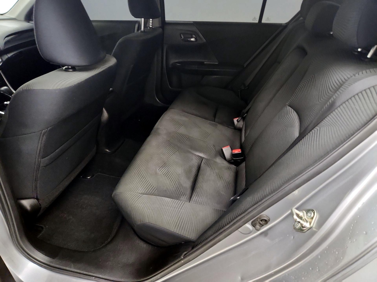 2017 Honda Accord LX - Photo 19