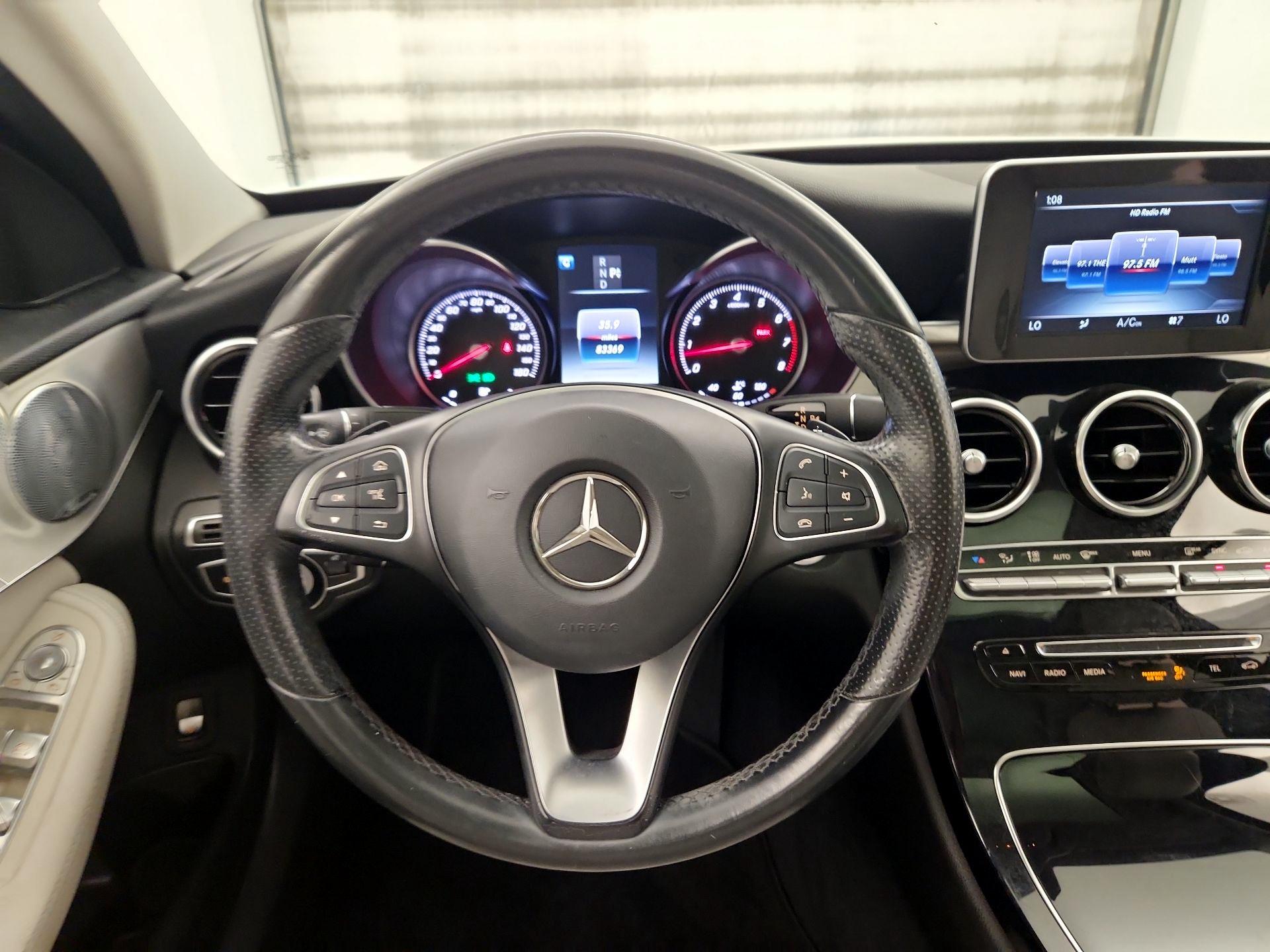 Thumbnail: 2016 Mercedes-Benz C-Class - 10