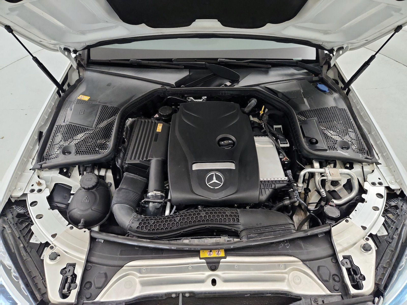 2016 Mercedes-Benz C-Class C300 - Photo 23