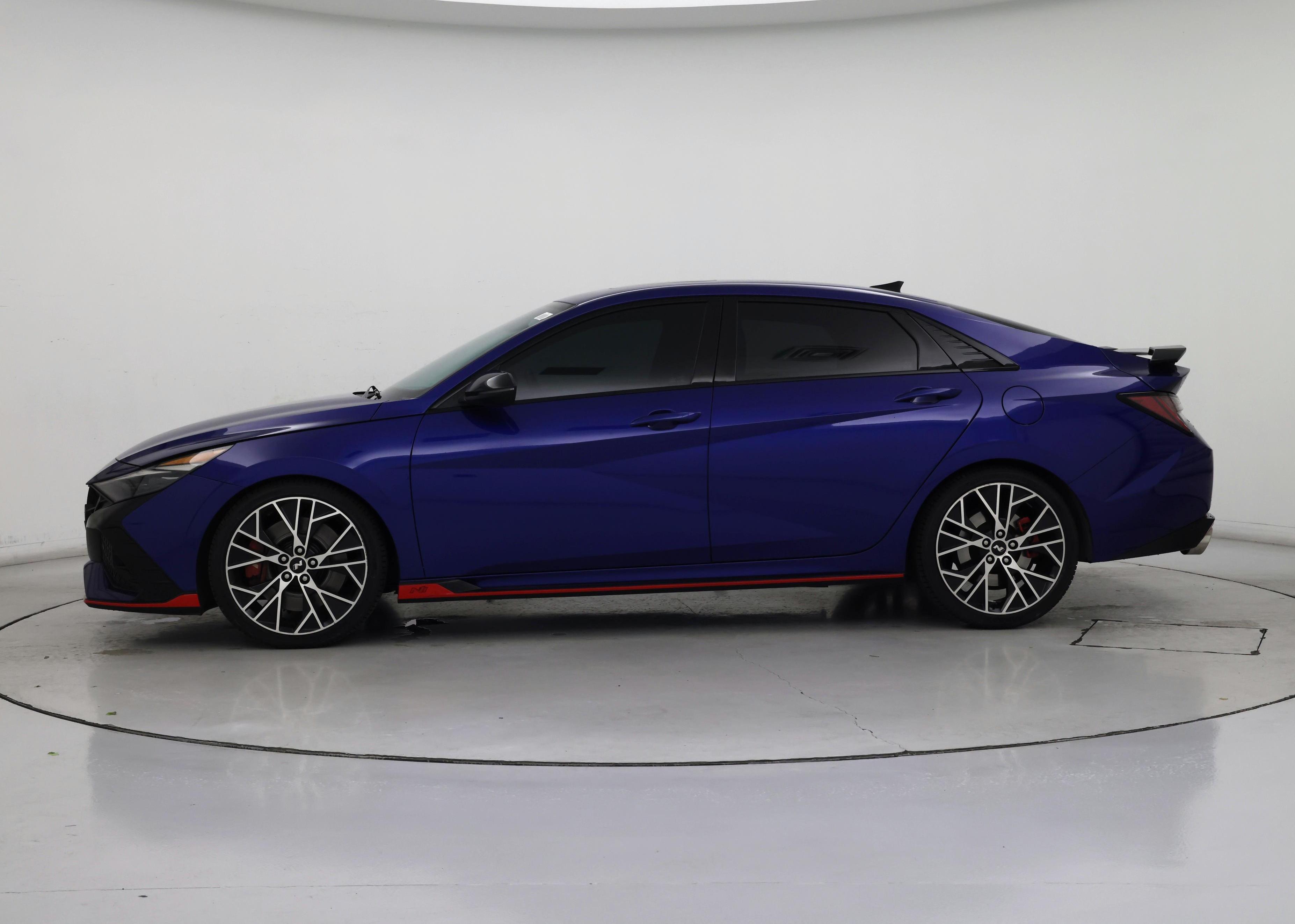 Thumbnail: 2023 Hyundai Elantra - 3