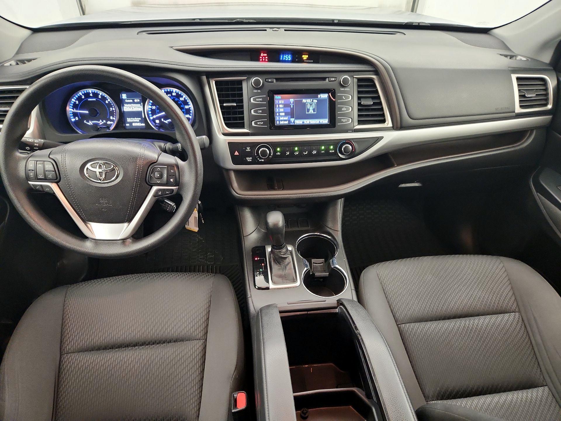 Thumbnail: 2018 Toyota Highlander - 9