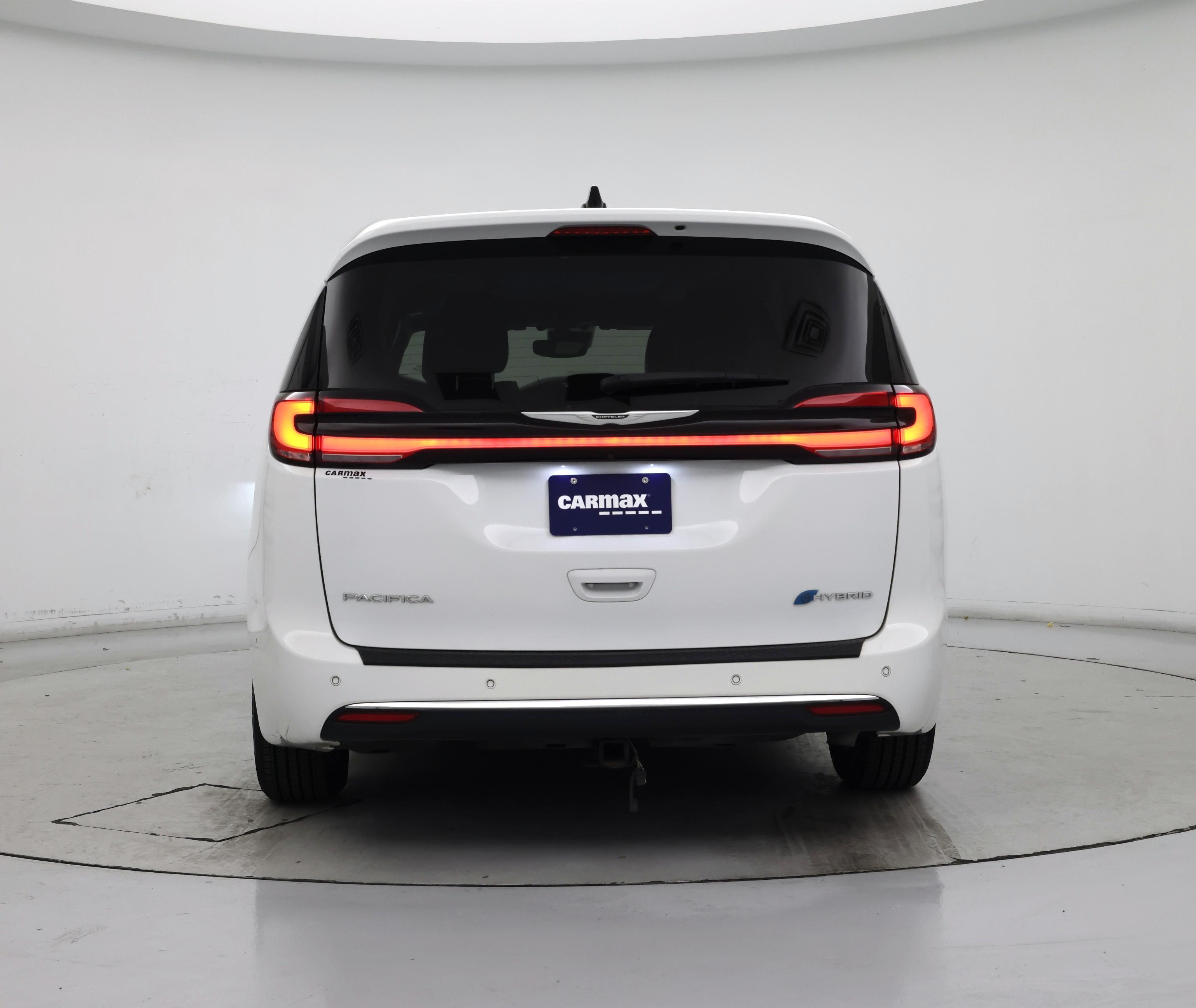 Thumbnail: 2023 Chrysler Pacifica - 6
