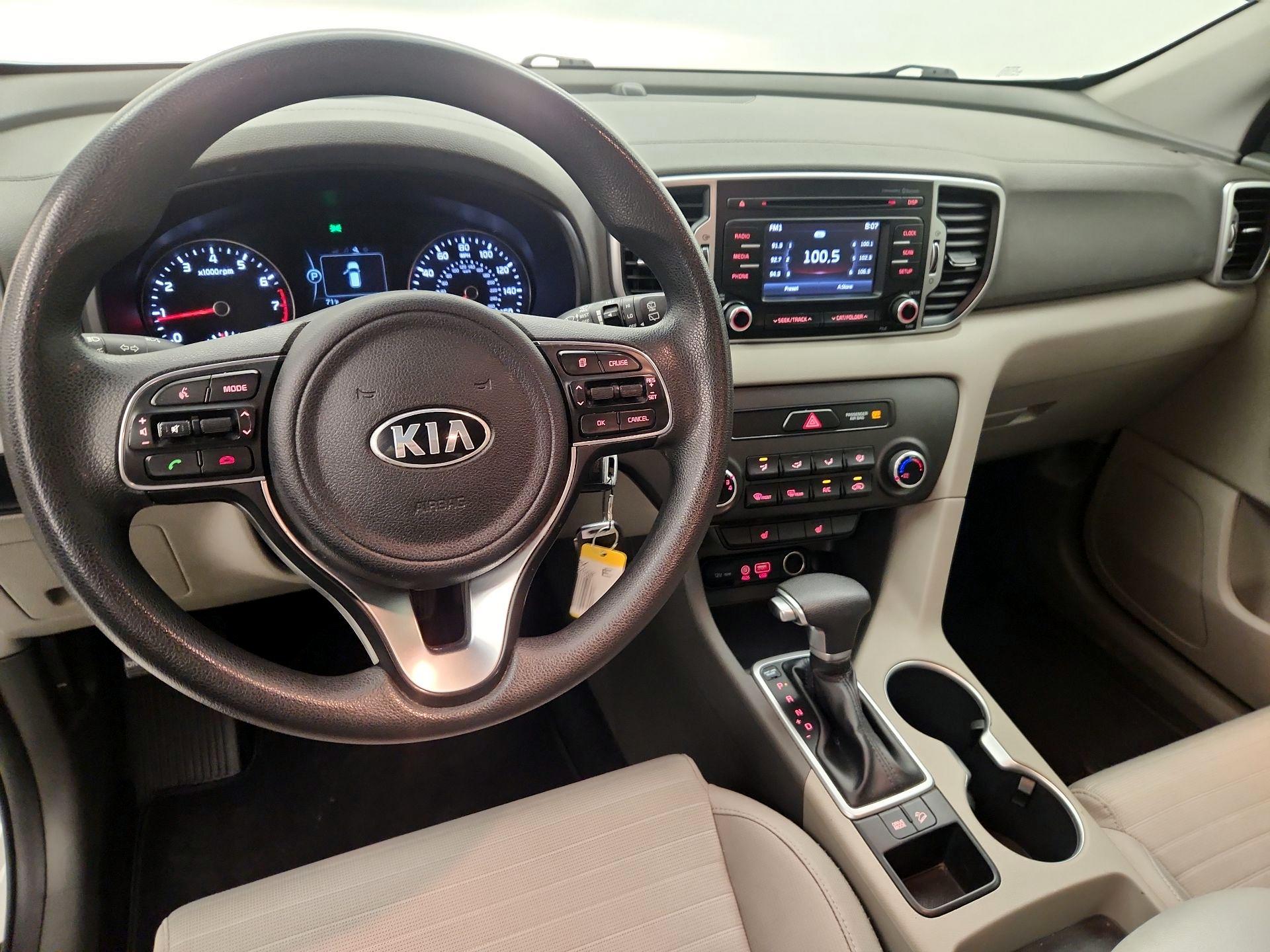 Thumbnail: 2017 Kia Sportage - 9