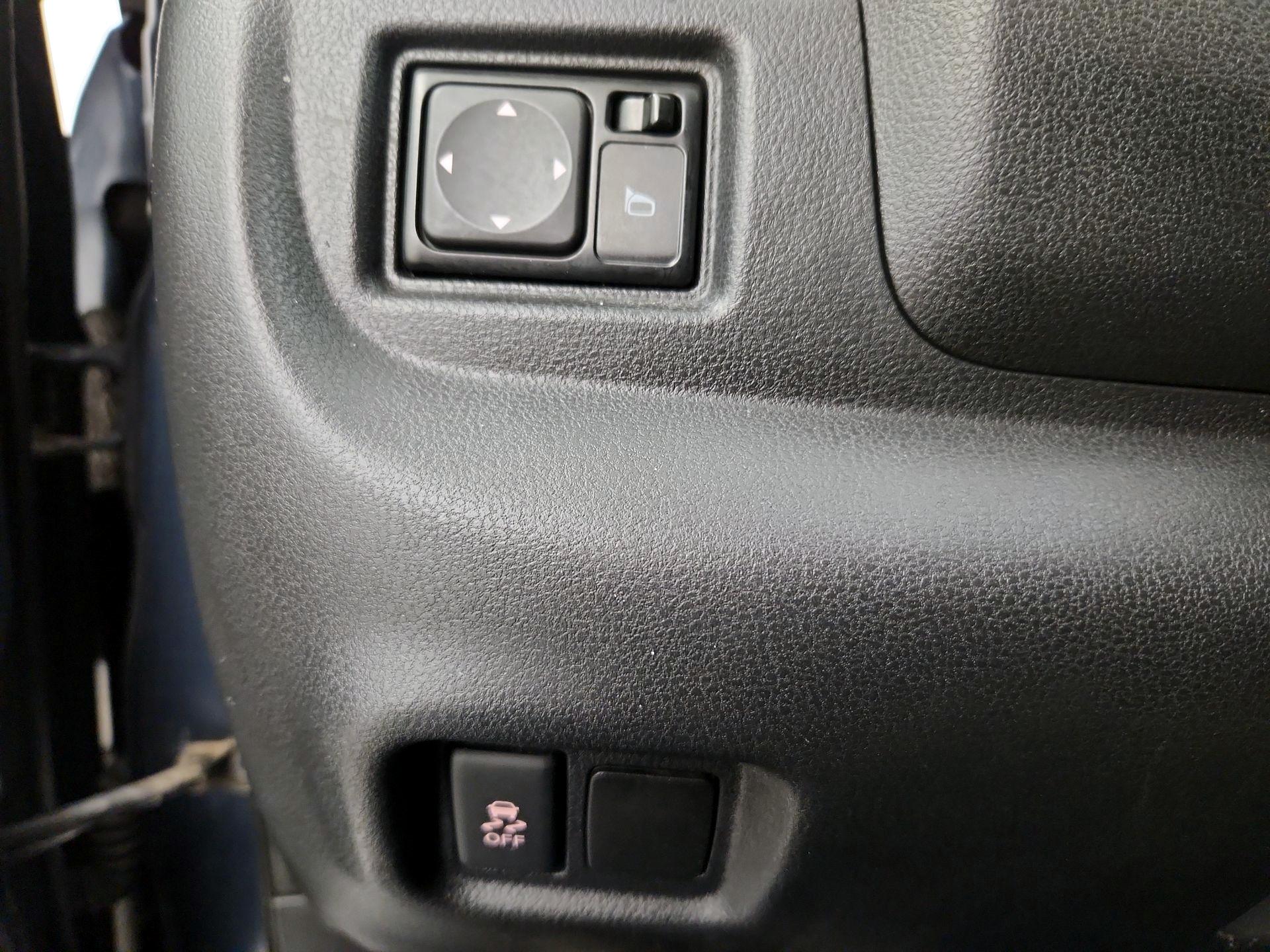Thumbnail: 2015 Nissan Versa - 13
