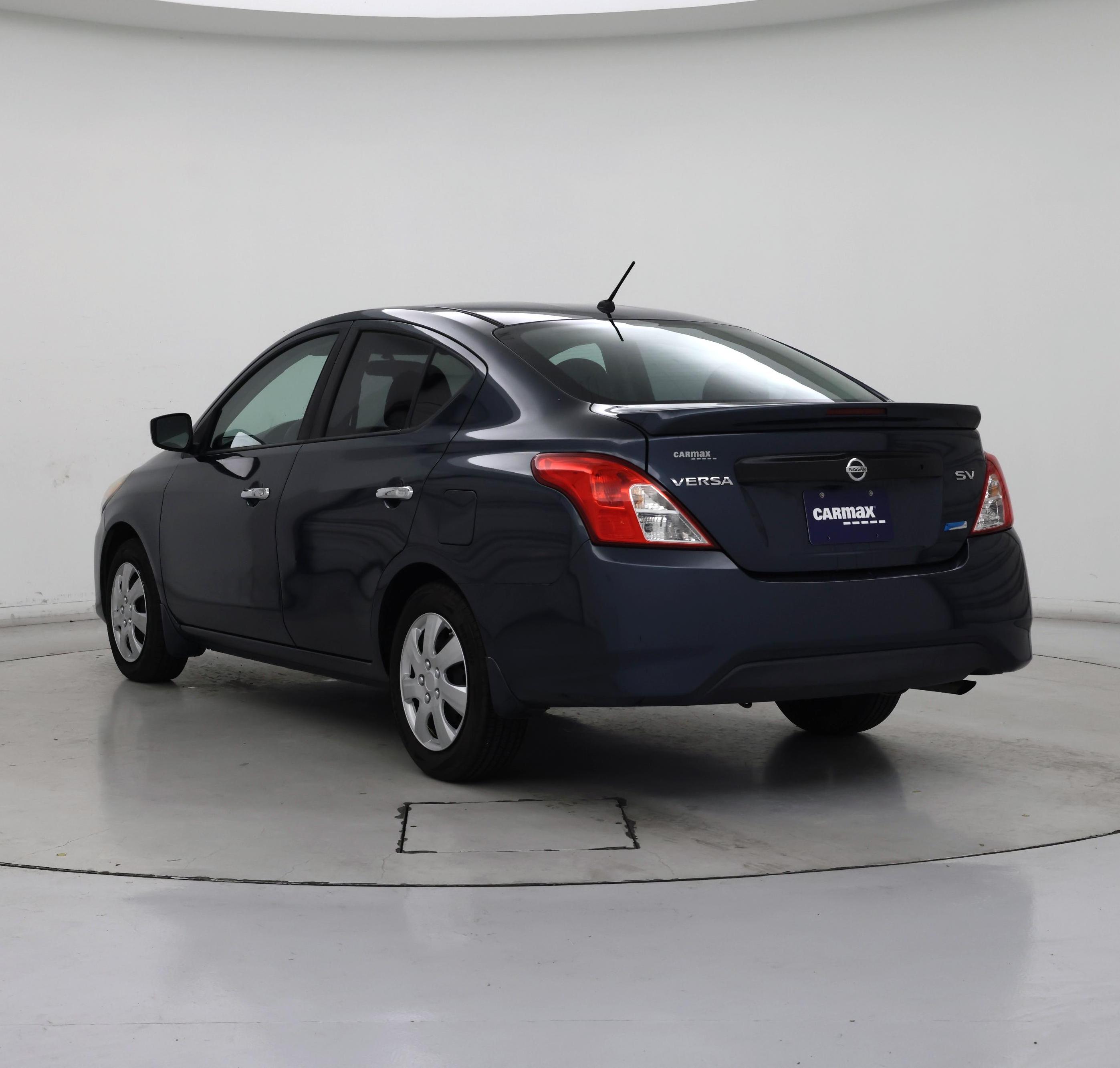 Thumbnail: 2015 Nissan Versa - 2