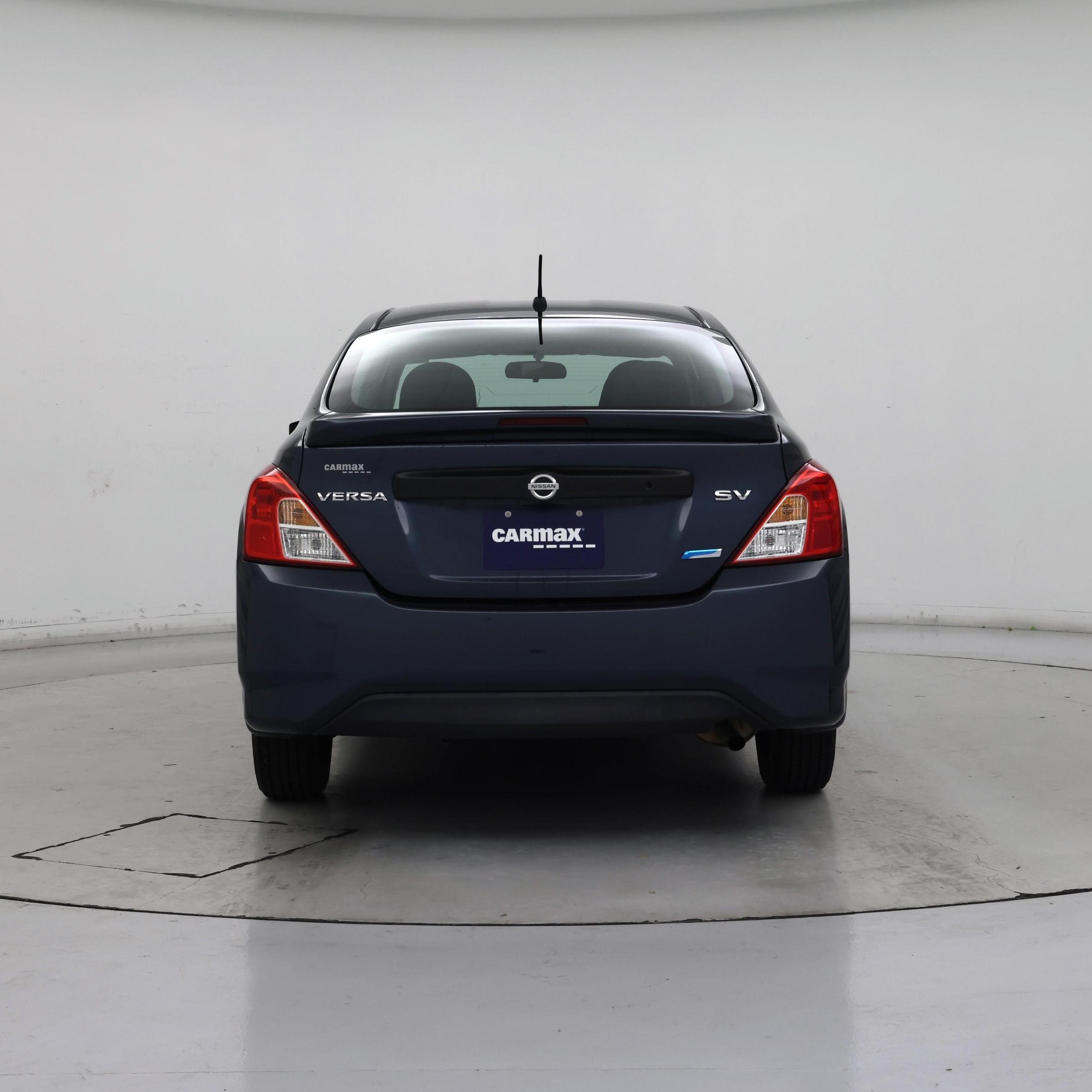 Thumbnail: 2015 Nissan Versa - 6