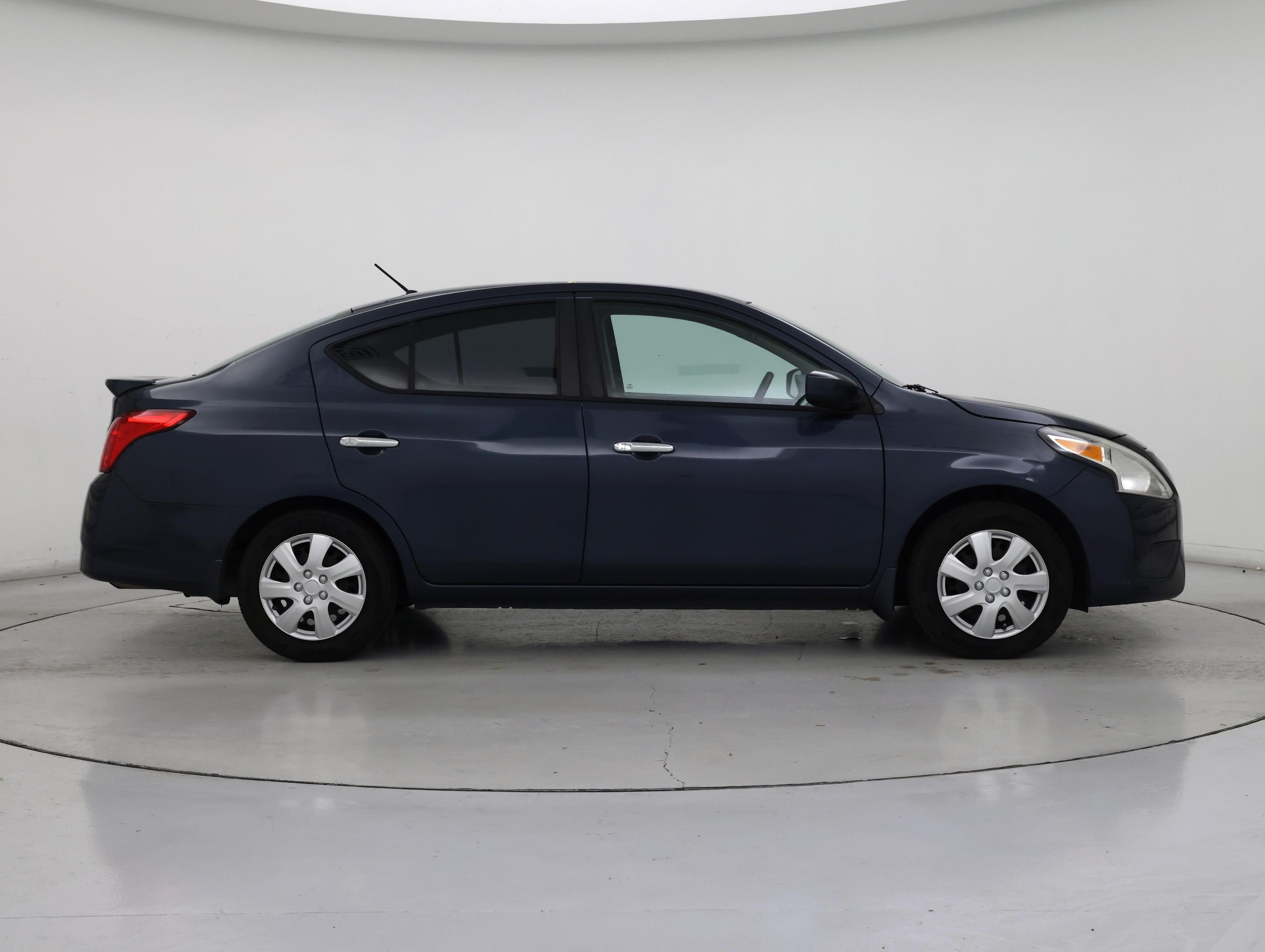 Thumbnail: 2015 Nissan Versa - 7