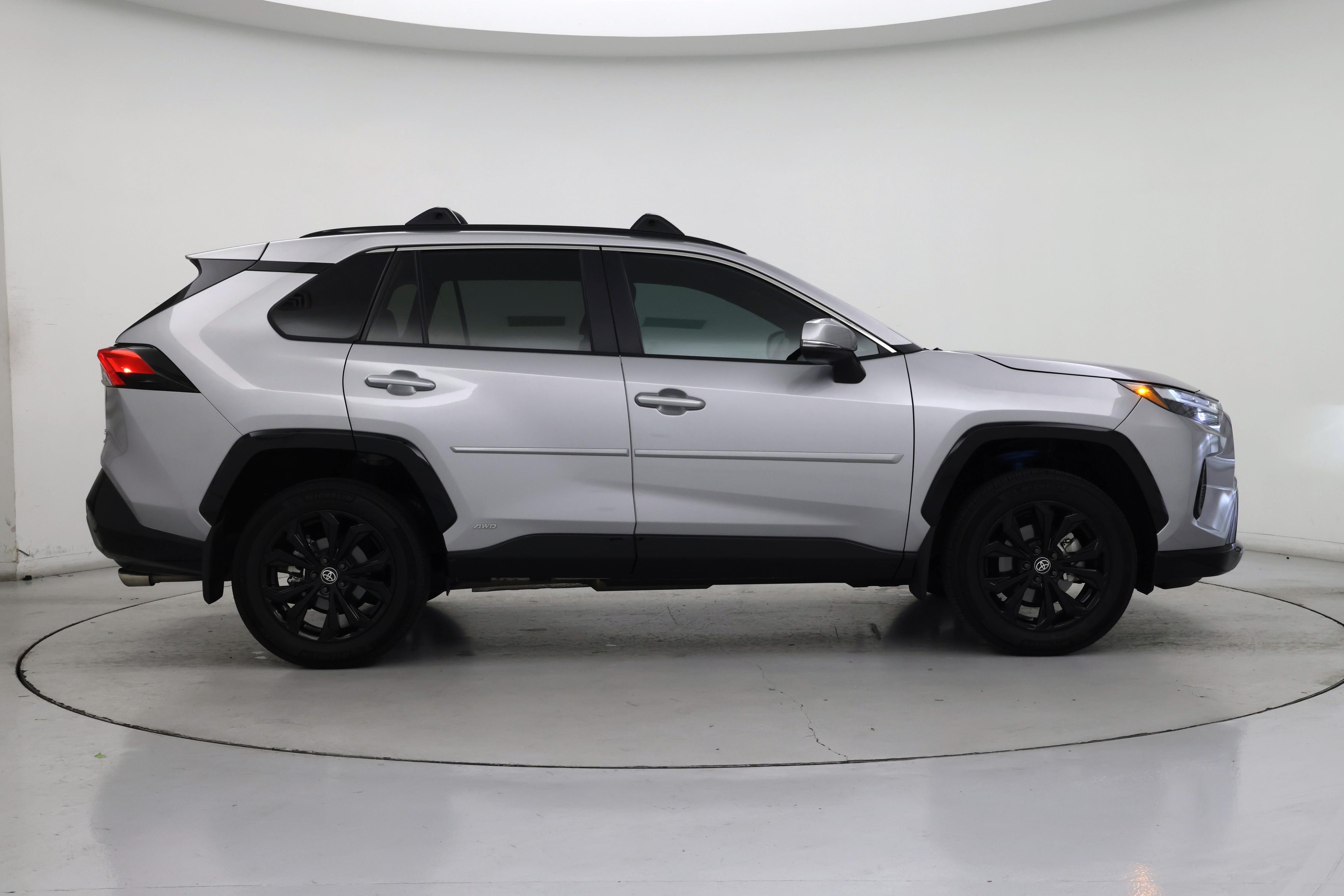 Thumbnail: 2024 Toyota RAV4 - 7