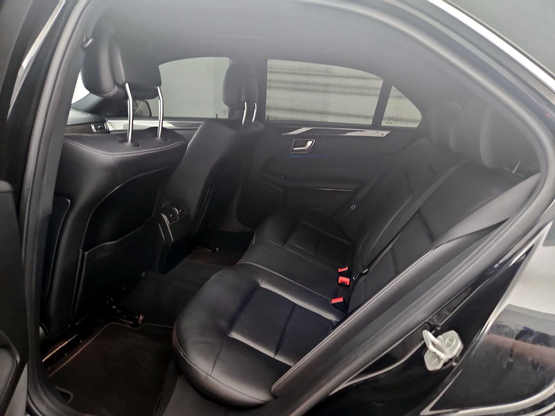 Thumbnail: 2015 Mercedes-Benz E-Class - 19