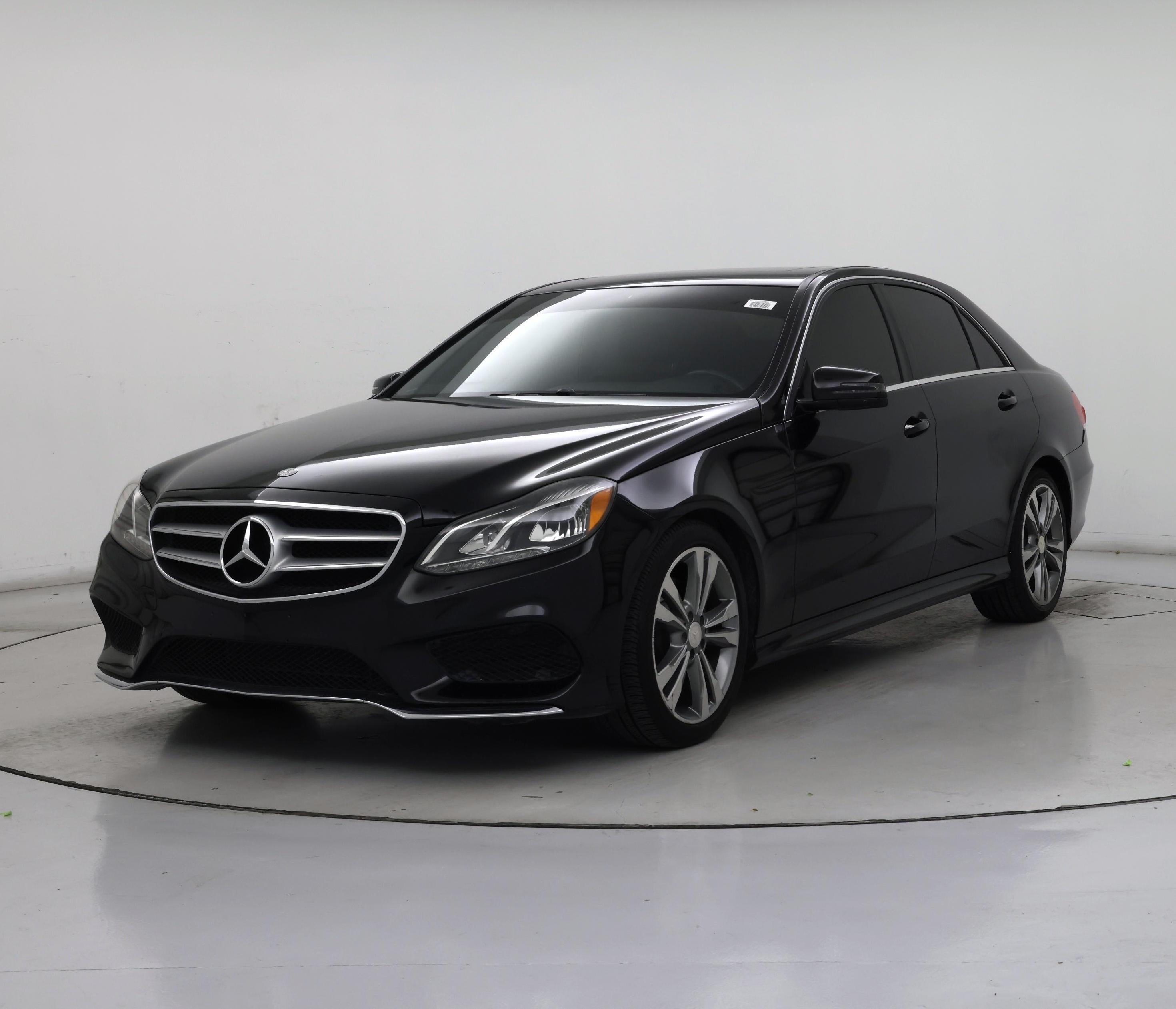 Thumbnail: 2015 Mercedes-Benz E-Class - 4
