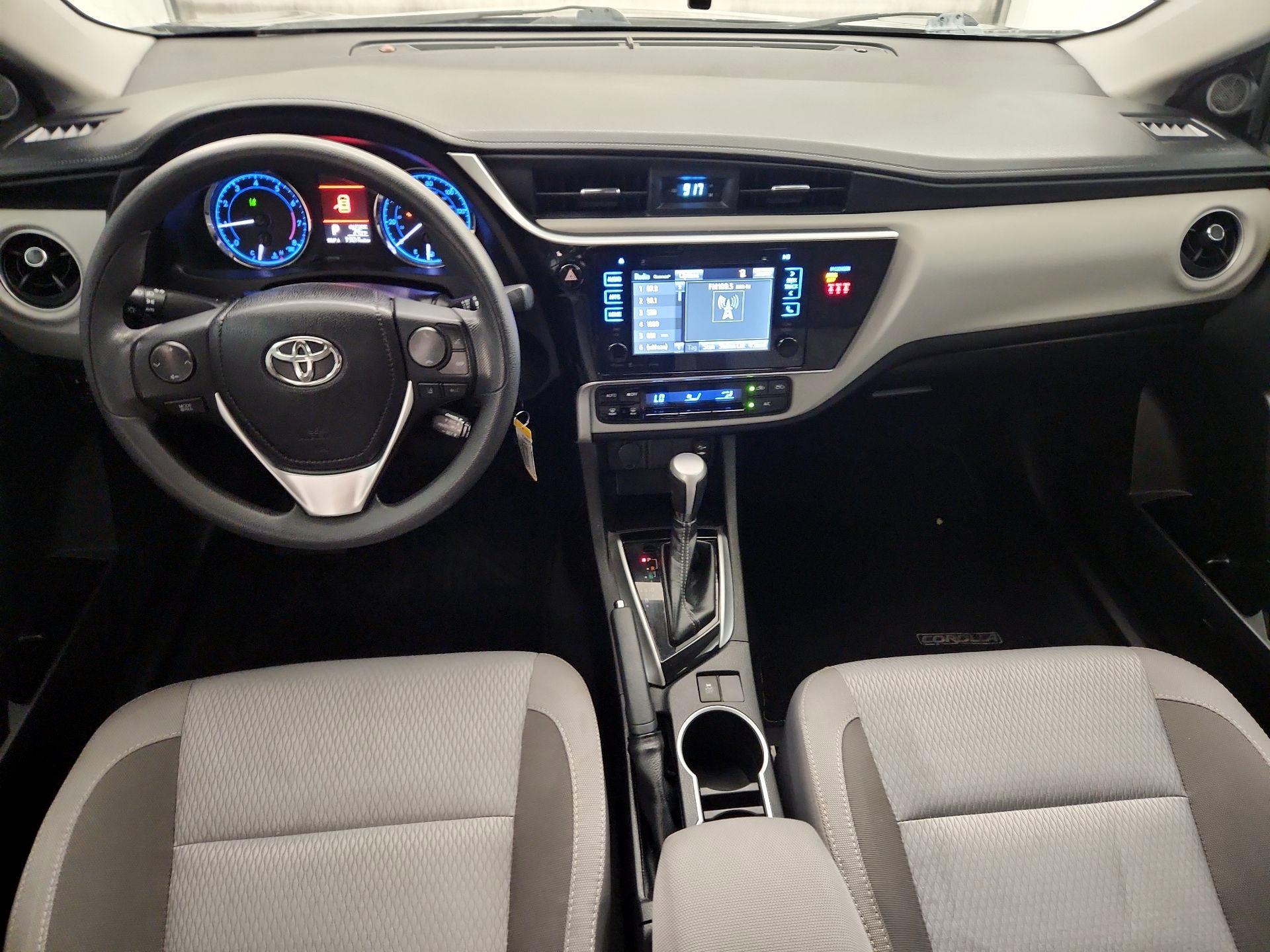 Thumbnail: 2018 Toyota Corolla - 9