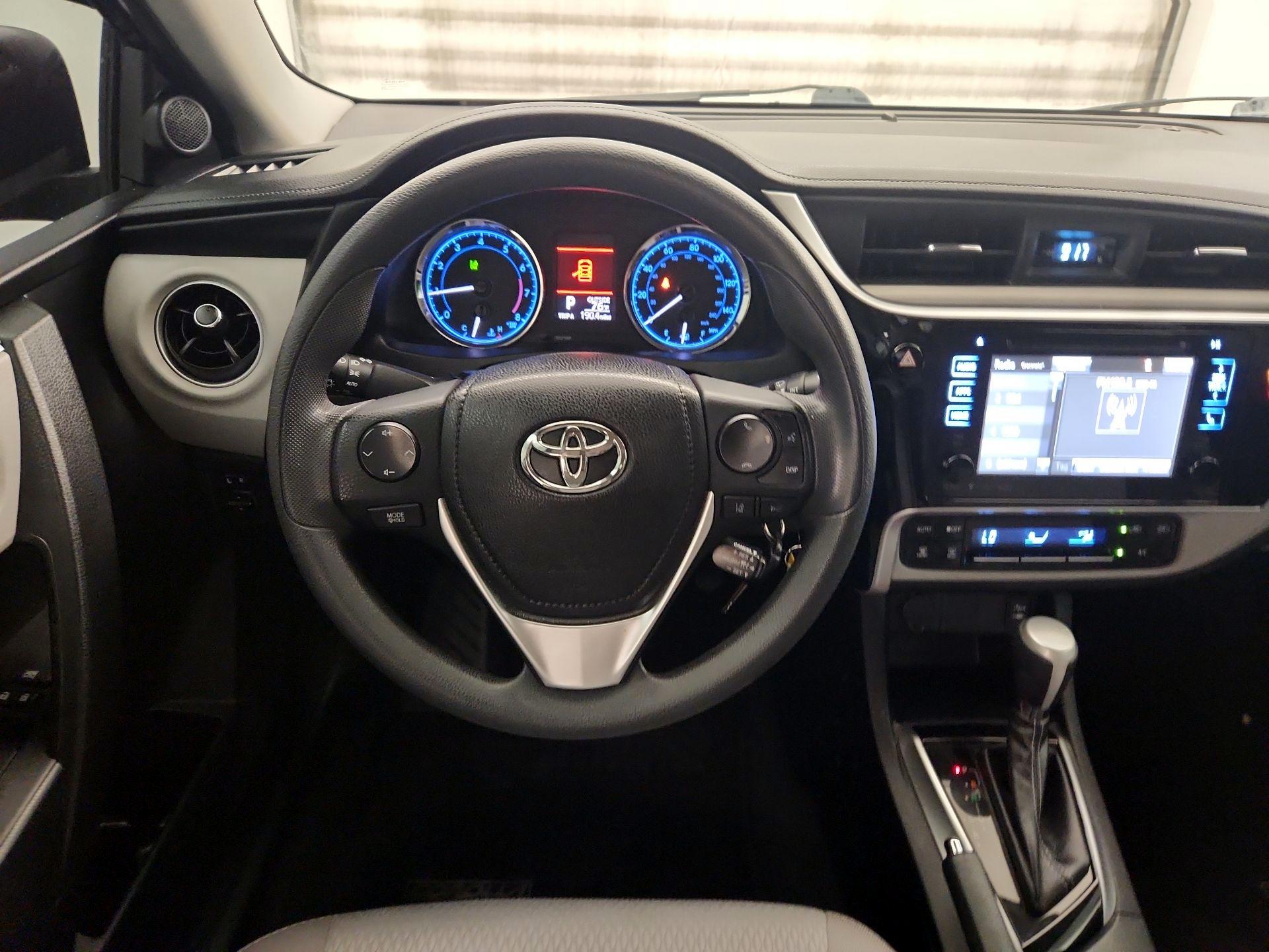 Thumbnail: 2018 Toyota Corolla - 10