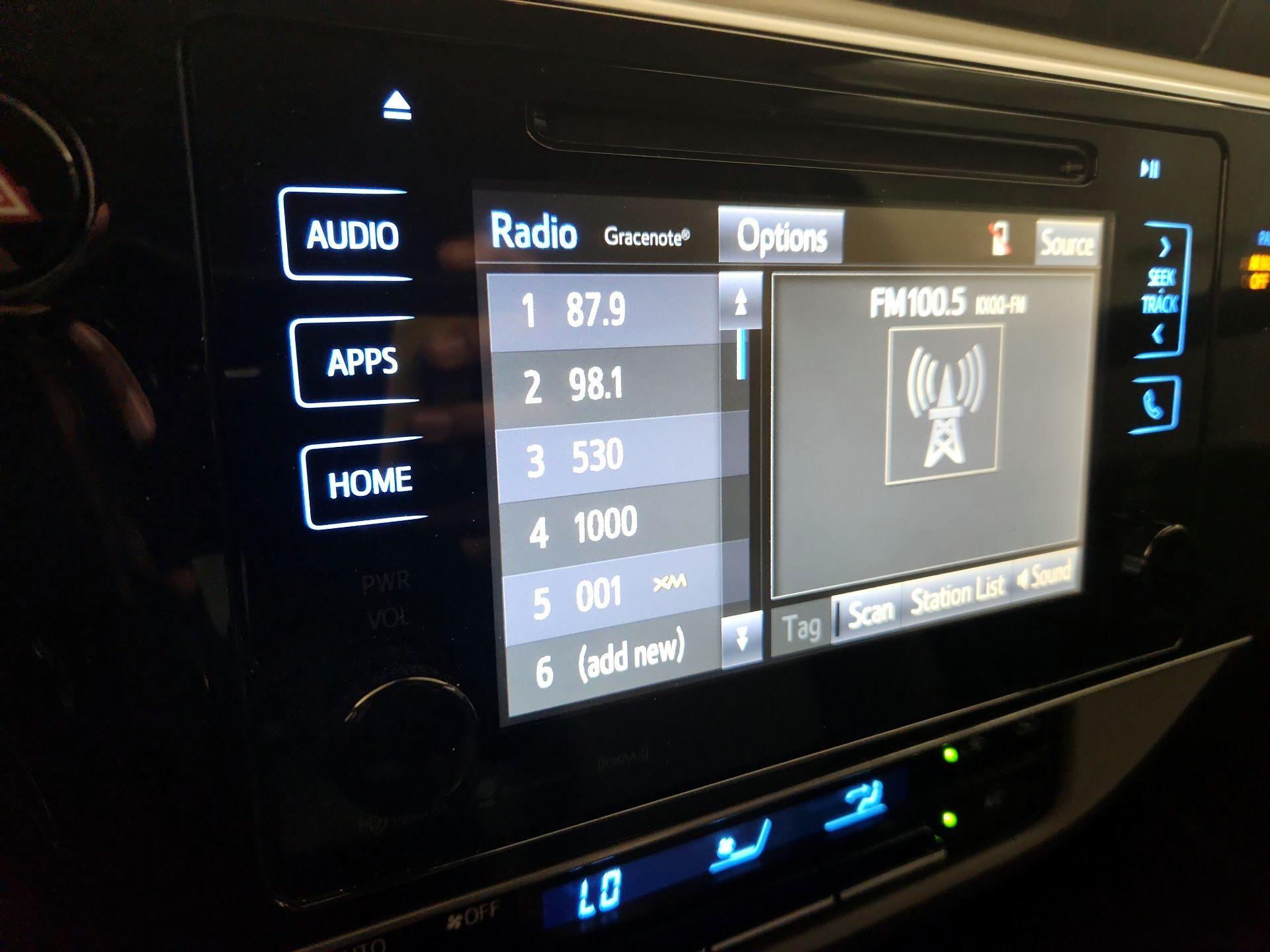 Thumbnail: 2018 Toyota Corolla - 15