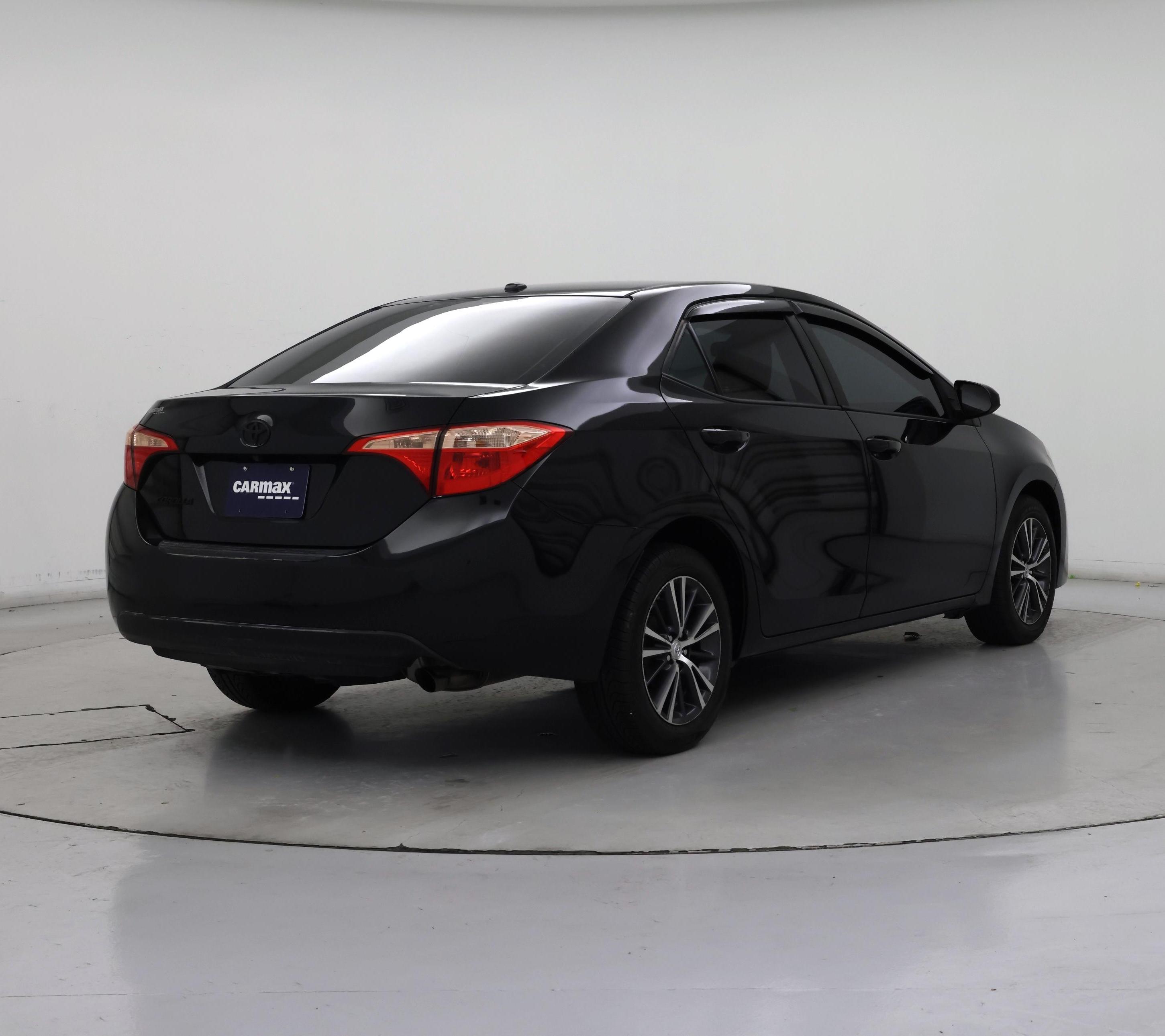 Thumbnail: 2018 Toyota Corolla - 8