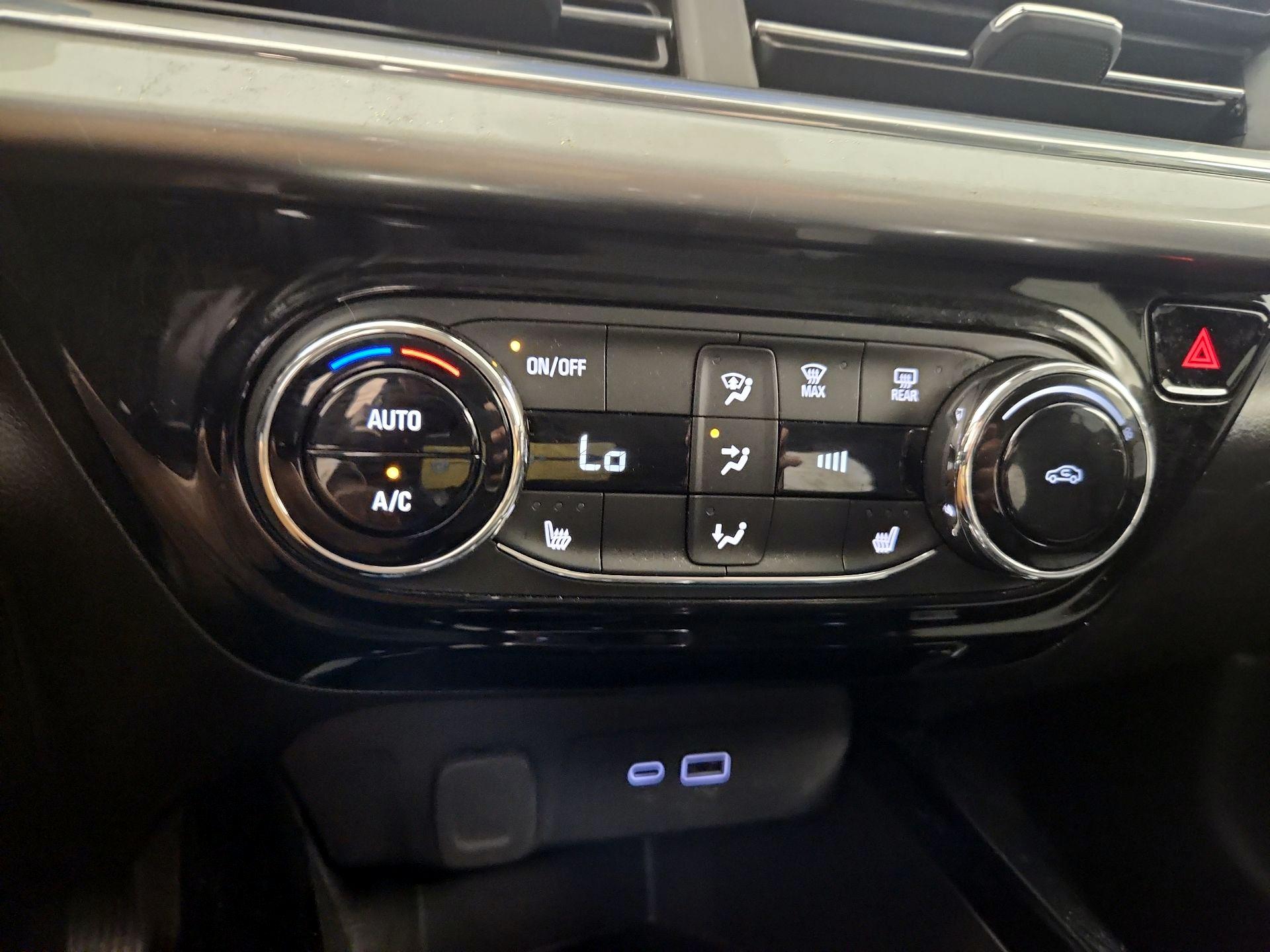 Thumbnail: 2025 Chevrolet Trax - 16