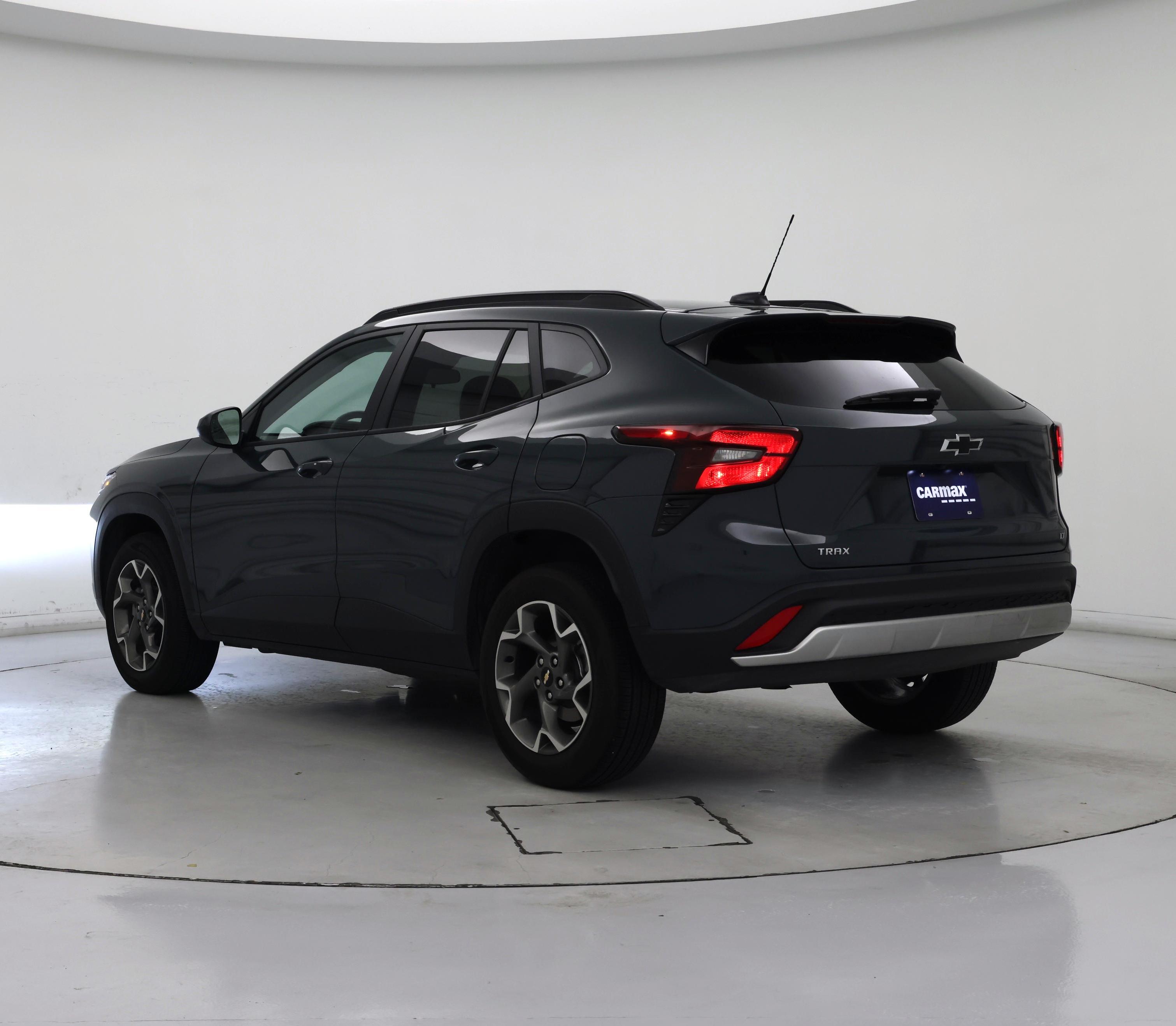 Thumbnail: 2025 Chevrolet Trax - 2