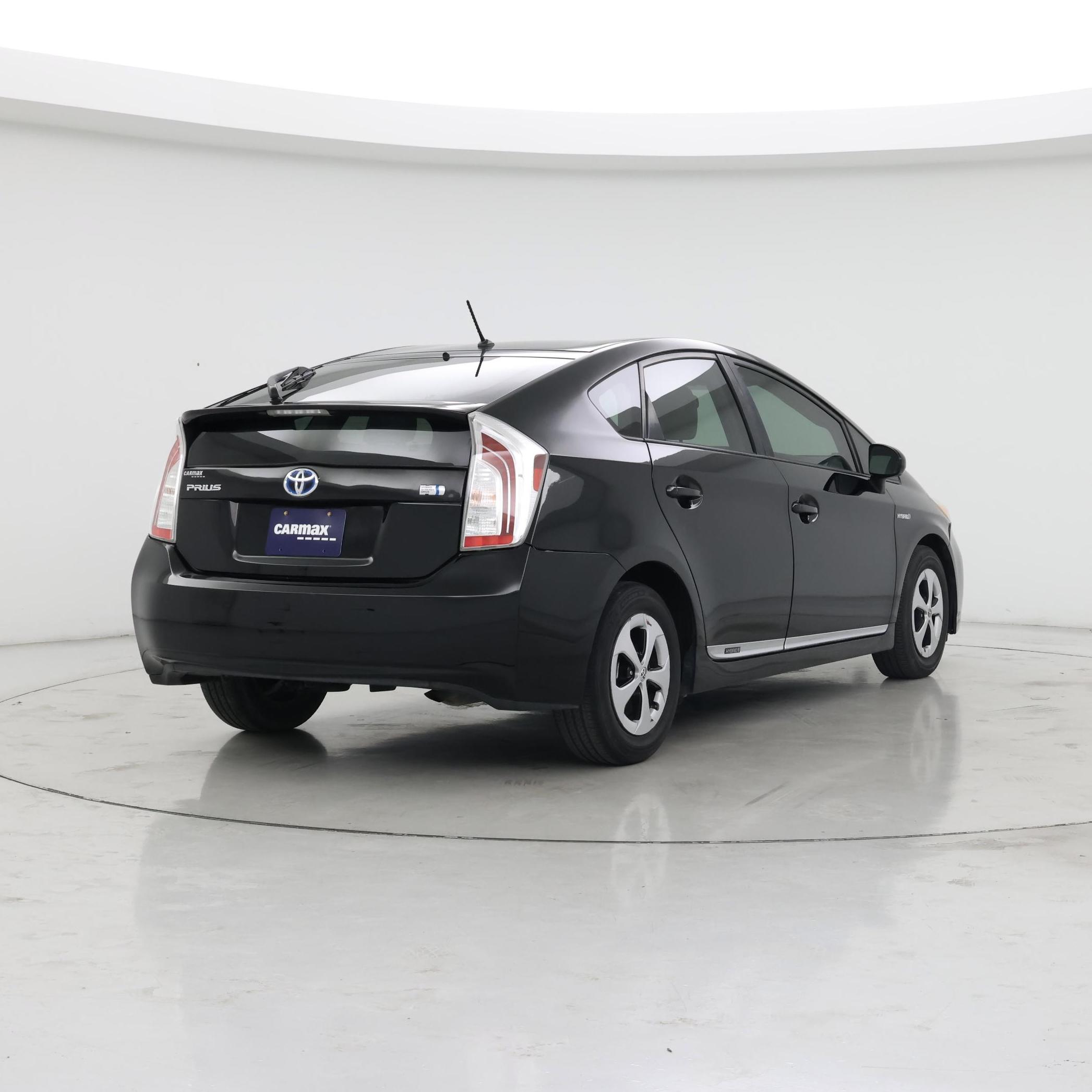Thumbnail: 2014 Toyota Prius - 8