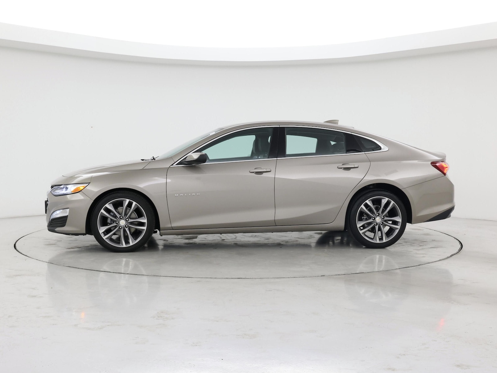 2024 Chevrolet Malibu 2LT - Photo 4