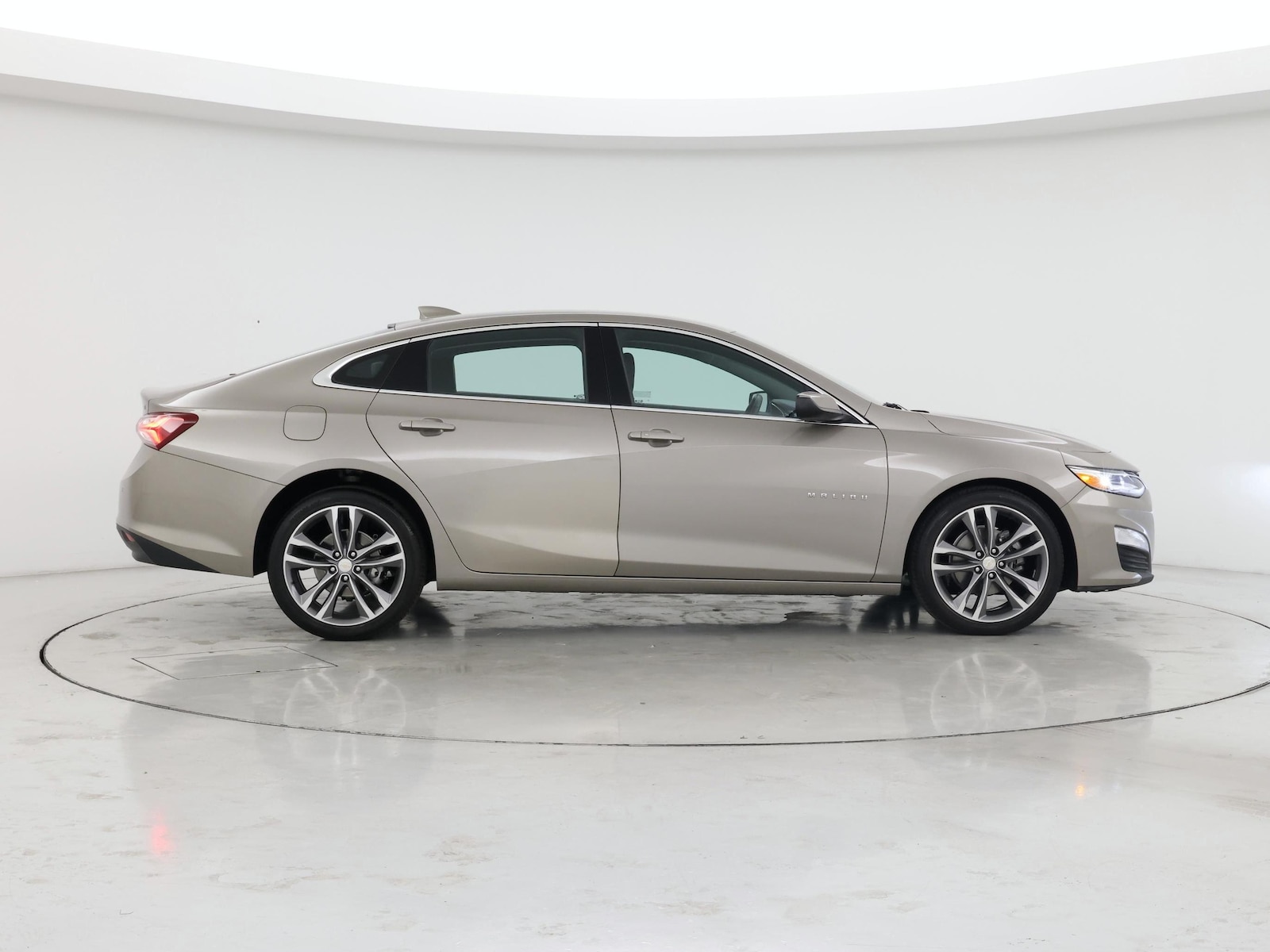 2024 Chevrolet Malibu 2LT - Photo 8