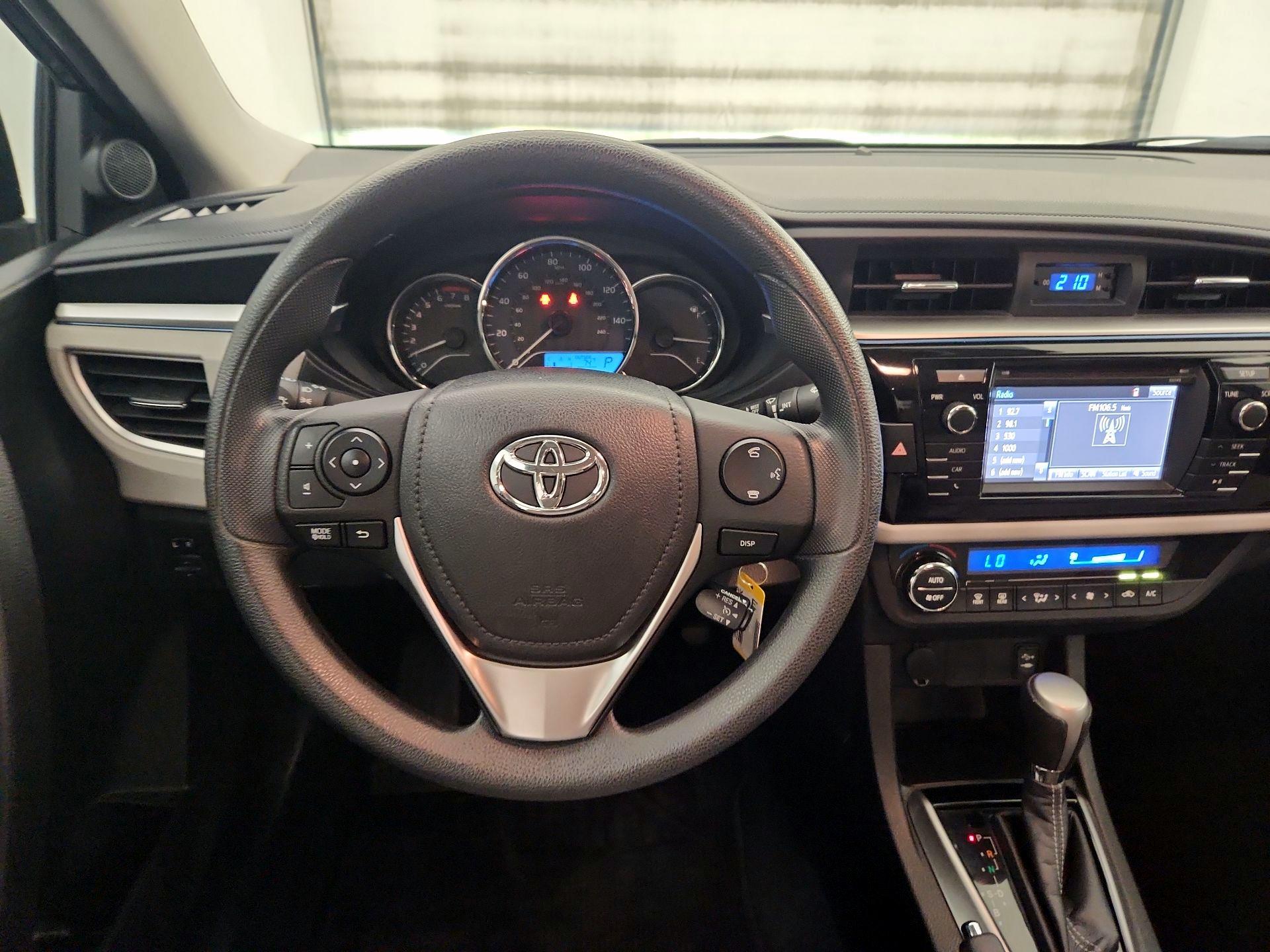 Thumbnail: 2014 Toyota Corolla - 10