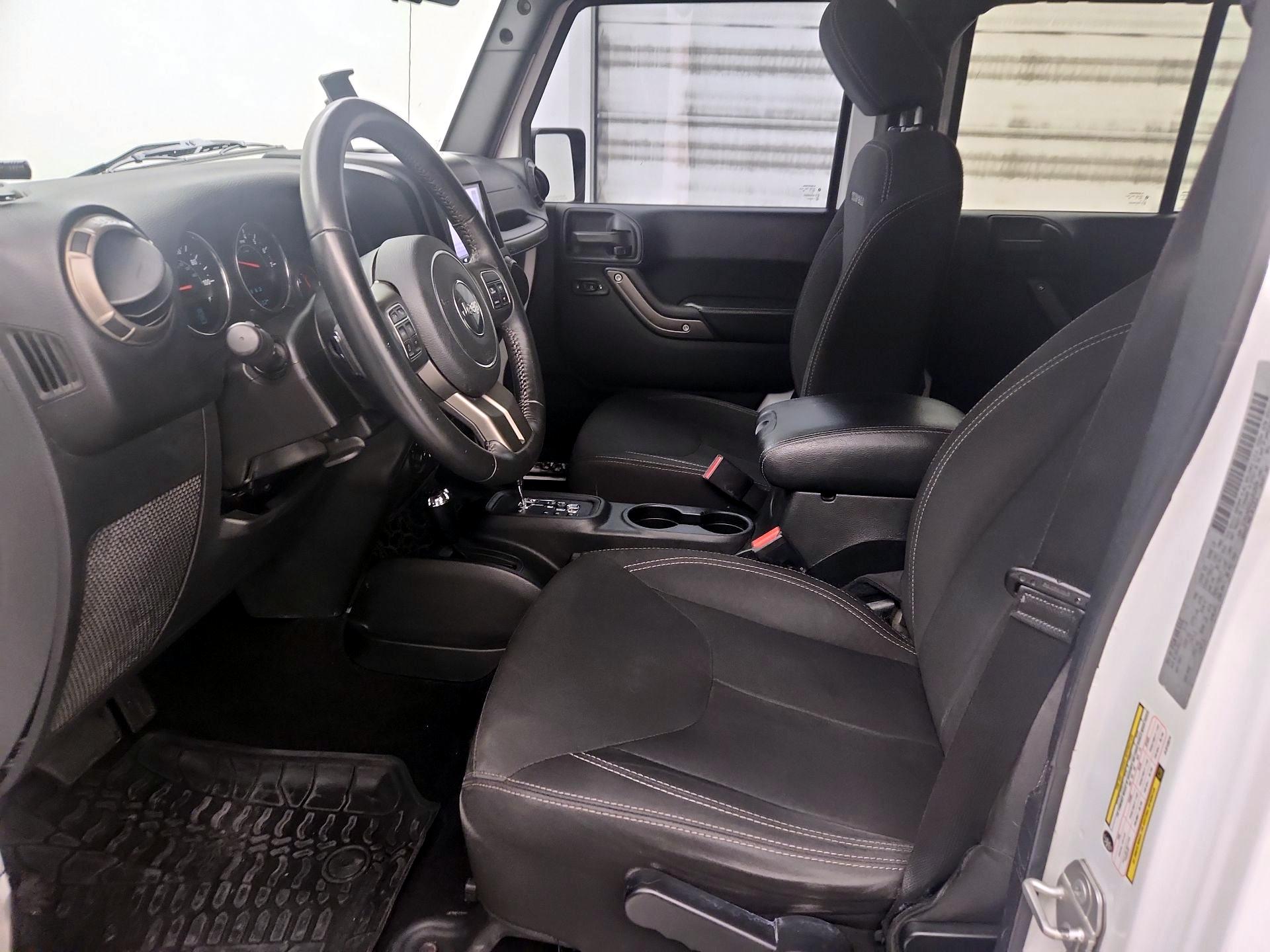 Thumbnail: 2018 Jeep Wrangler - 11