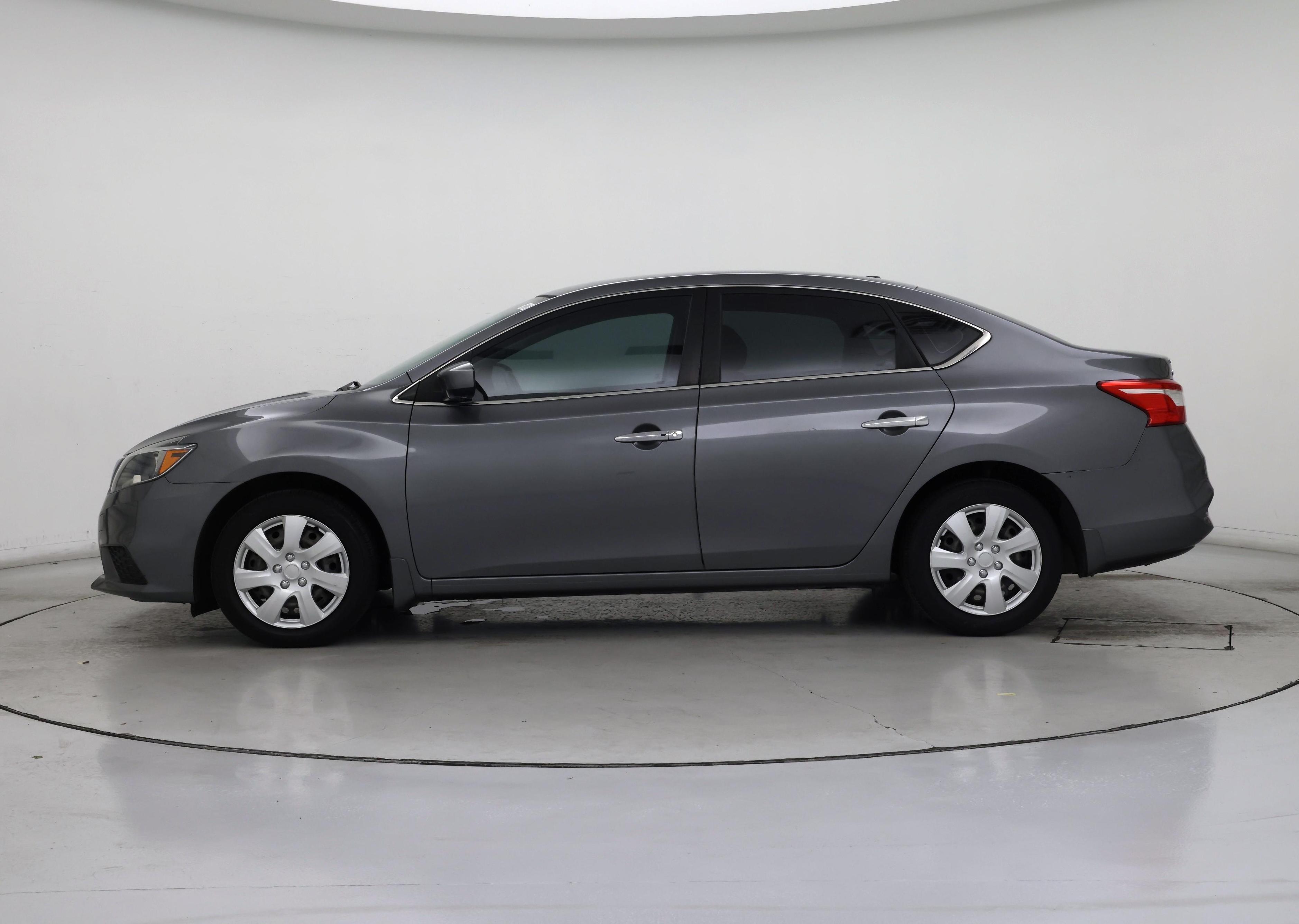 Thumbnail: 2017 Nissan Sentra - 3