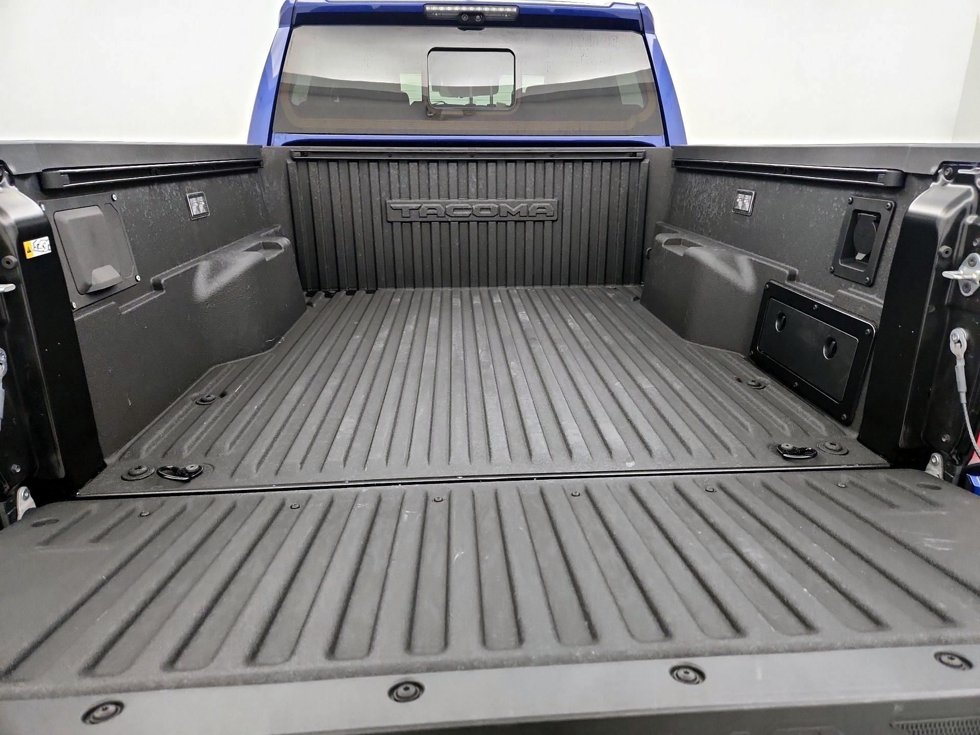 Thumbnail: 2024 Toyota Tacoma - 20