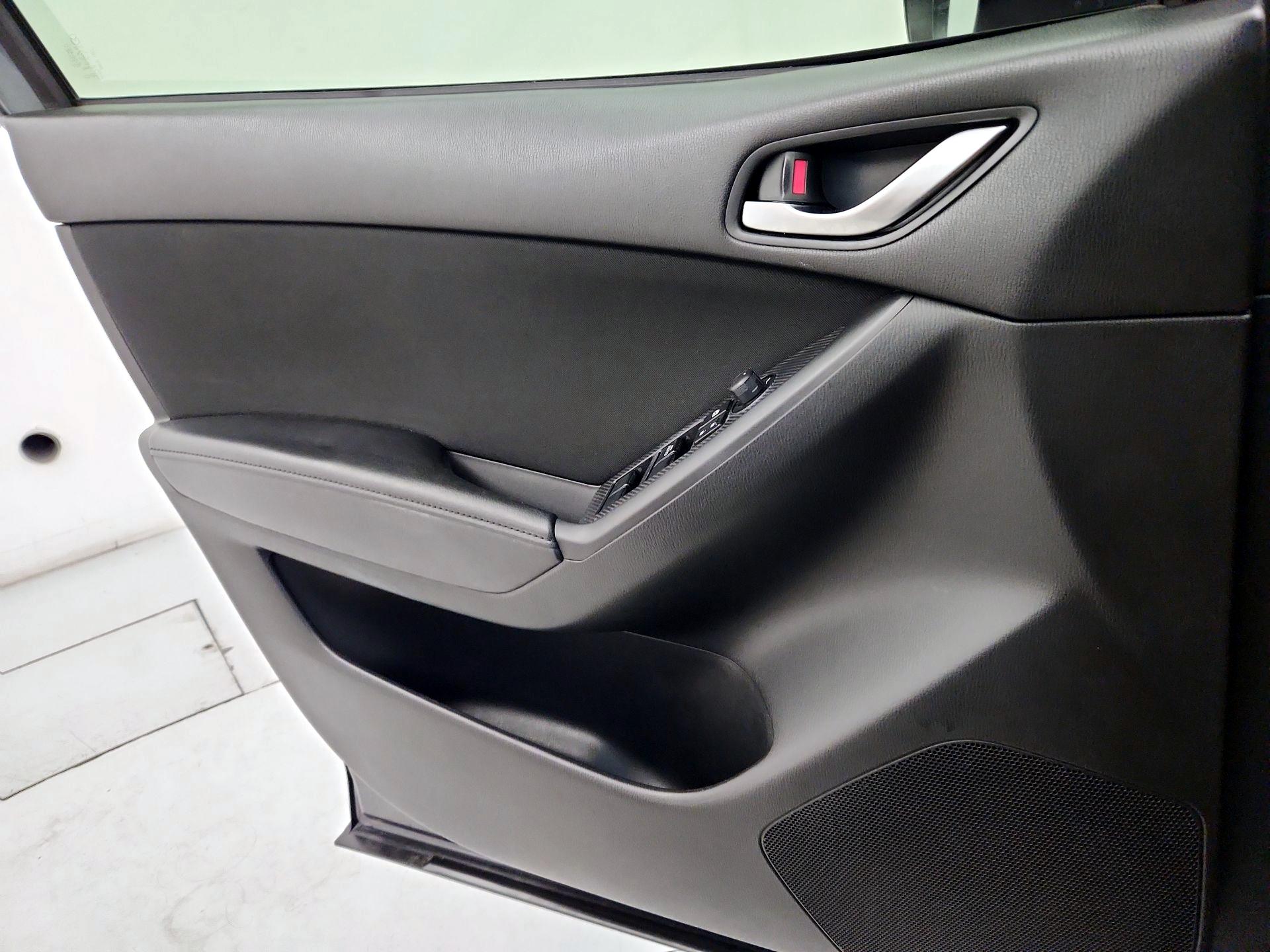 Thumbnail: 2016 Mazda CX-5 - 12