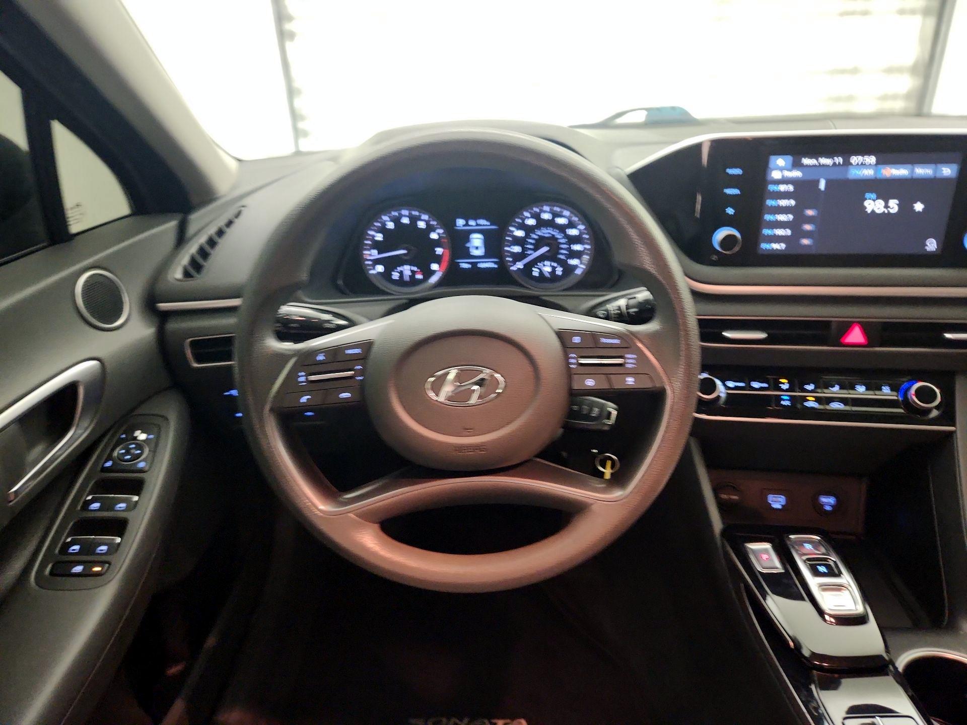Thumbnail: 2020 Hyundai Sonata - 10