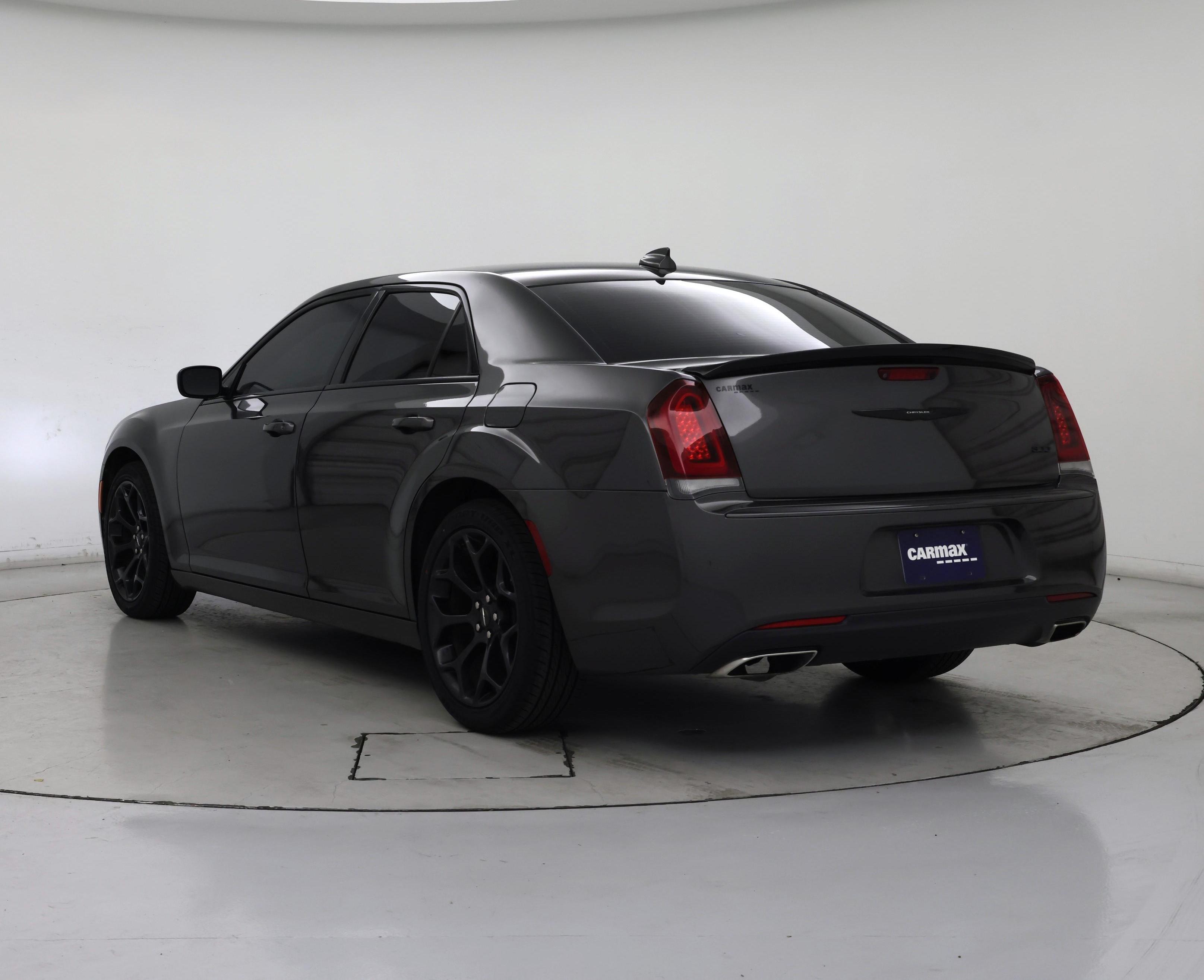 Thumbnail: 2020 Chrysler 300 - 2