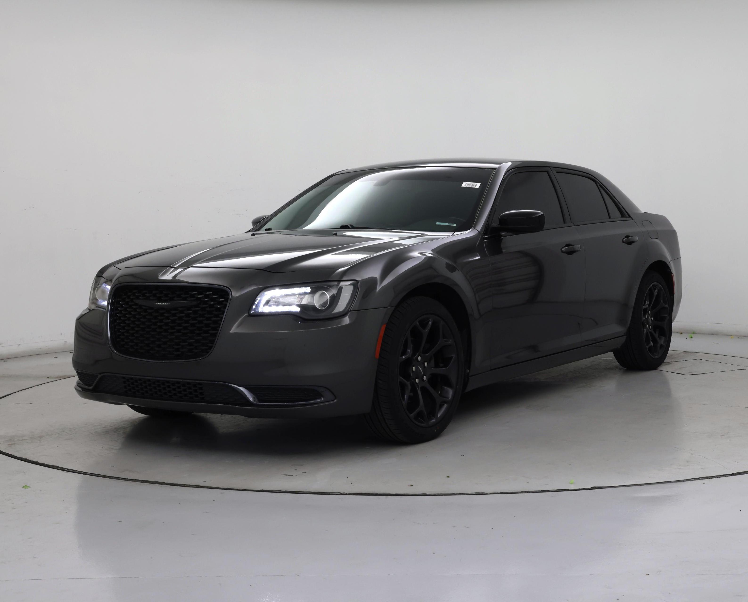 Thumbnail: 2020 Chrysler 300 - 4