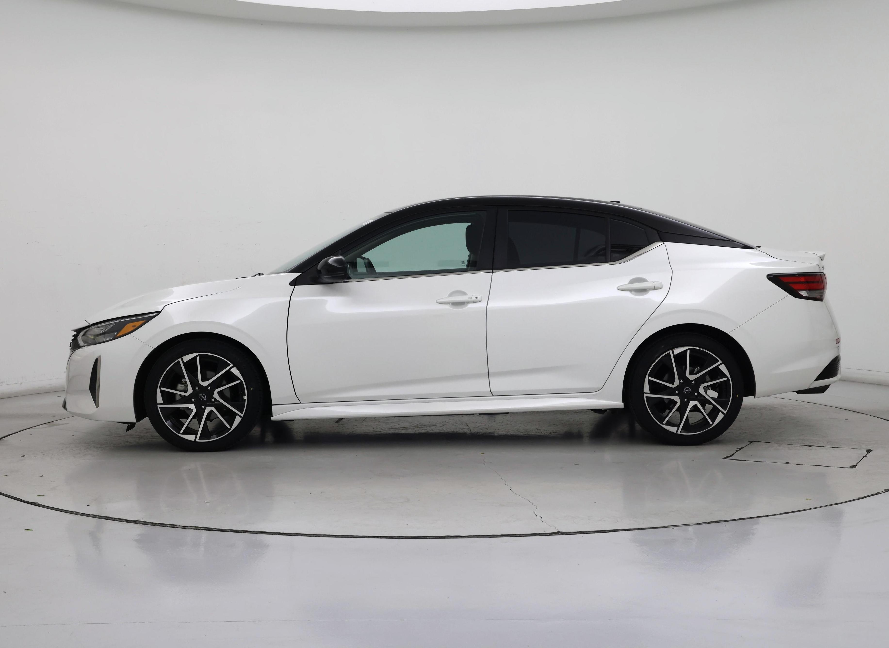 Thumbnail: 2024 Nissan Sentra - 3