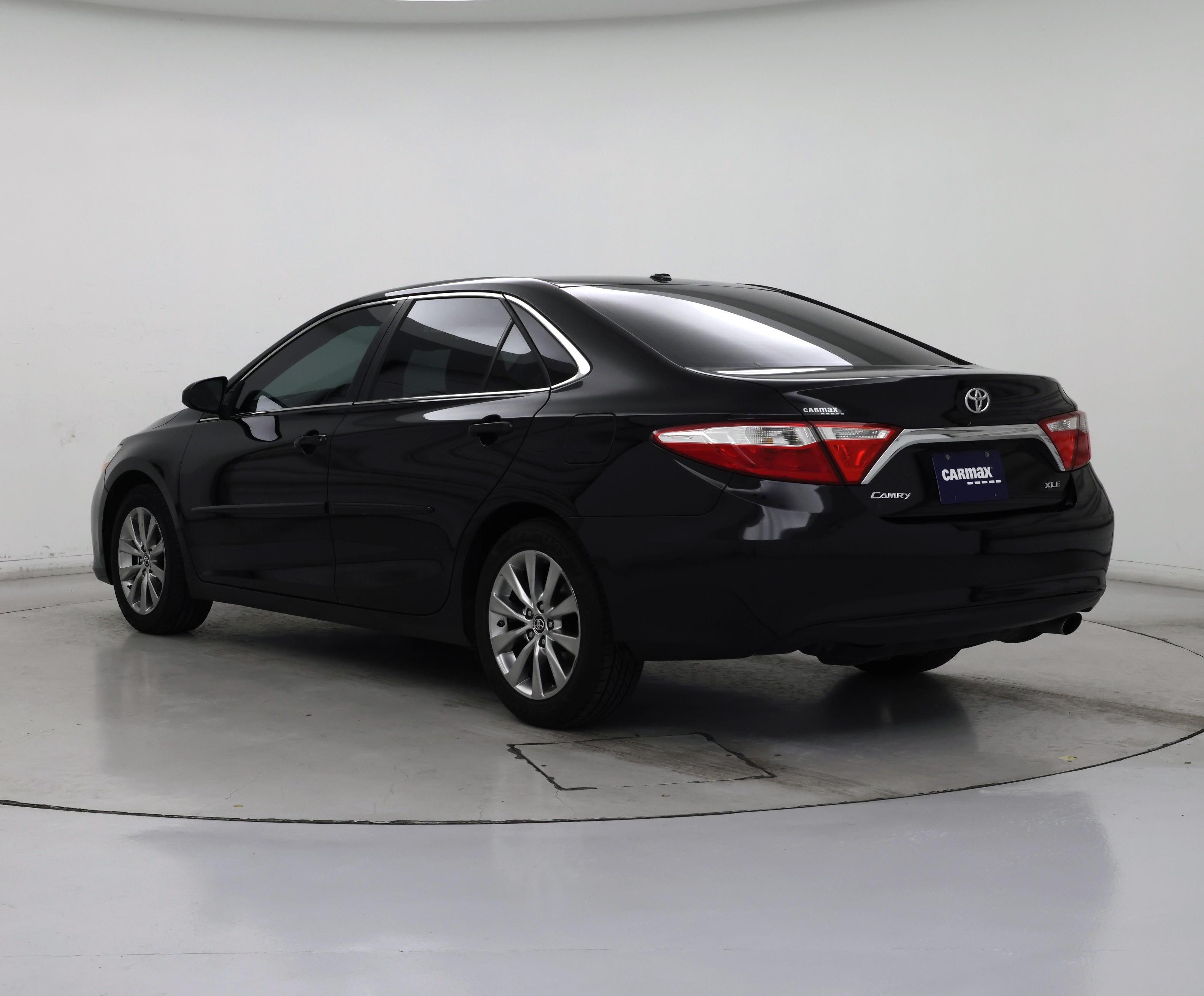 Thumbnail: 2015 Toyota Camry - 2