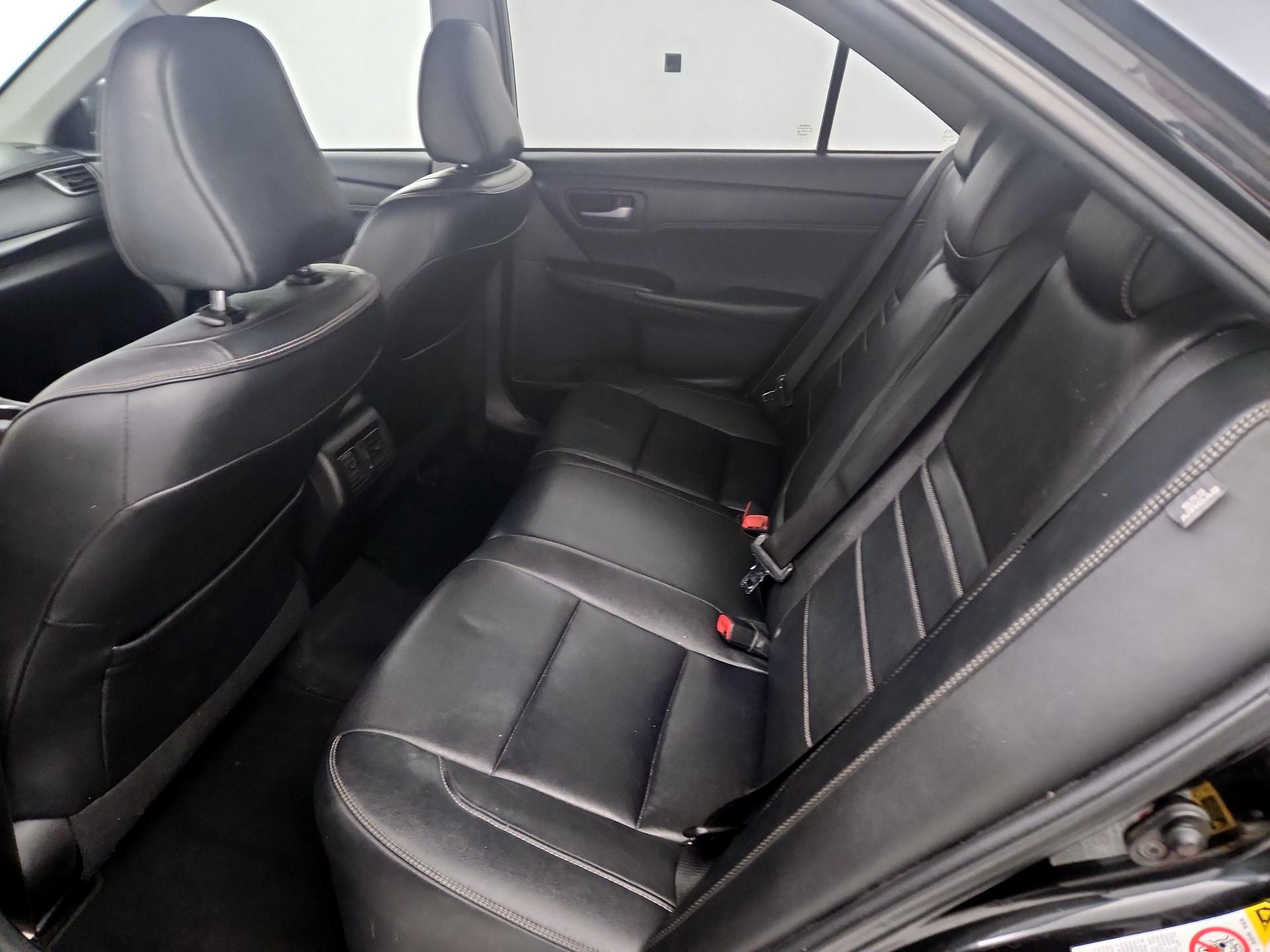 Thumbnail: 2015 Toyota Camry - 20