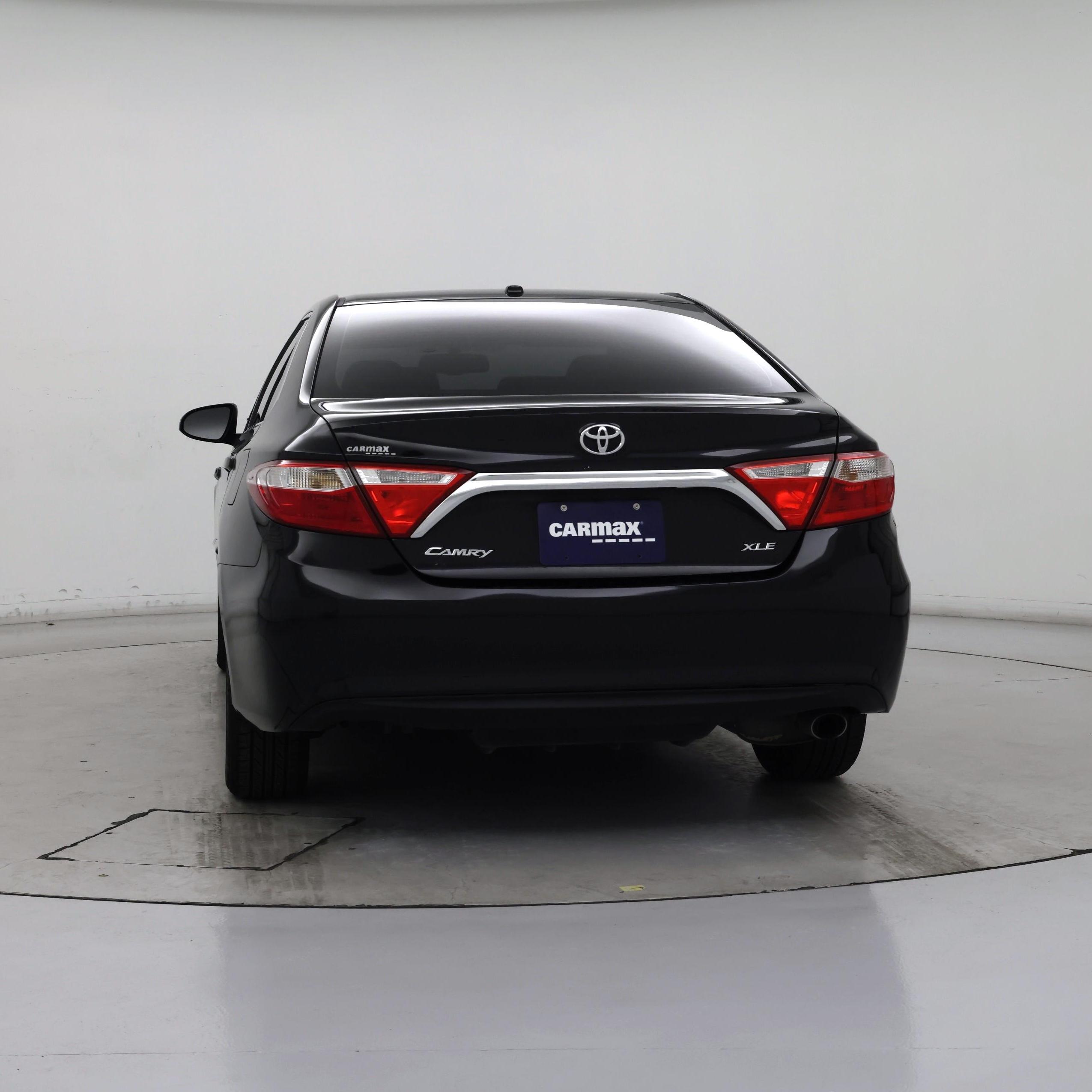 Thumbnail: 2015 Toyota Camry - 6