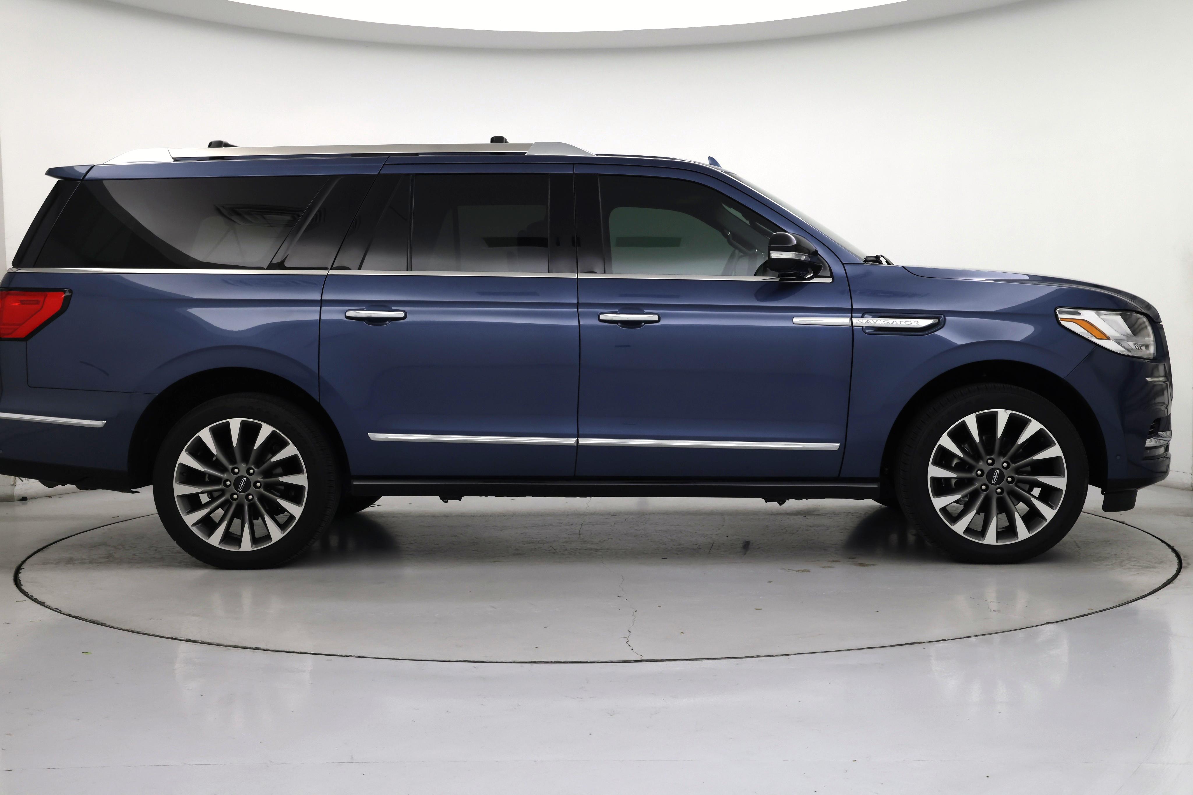 Thumbnail: 2019 Lincoln Navigator L - 7