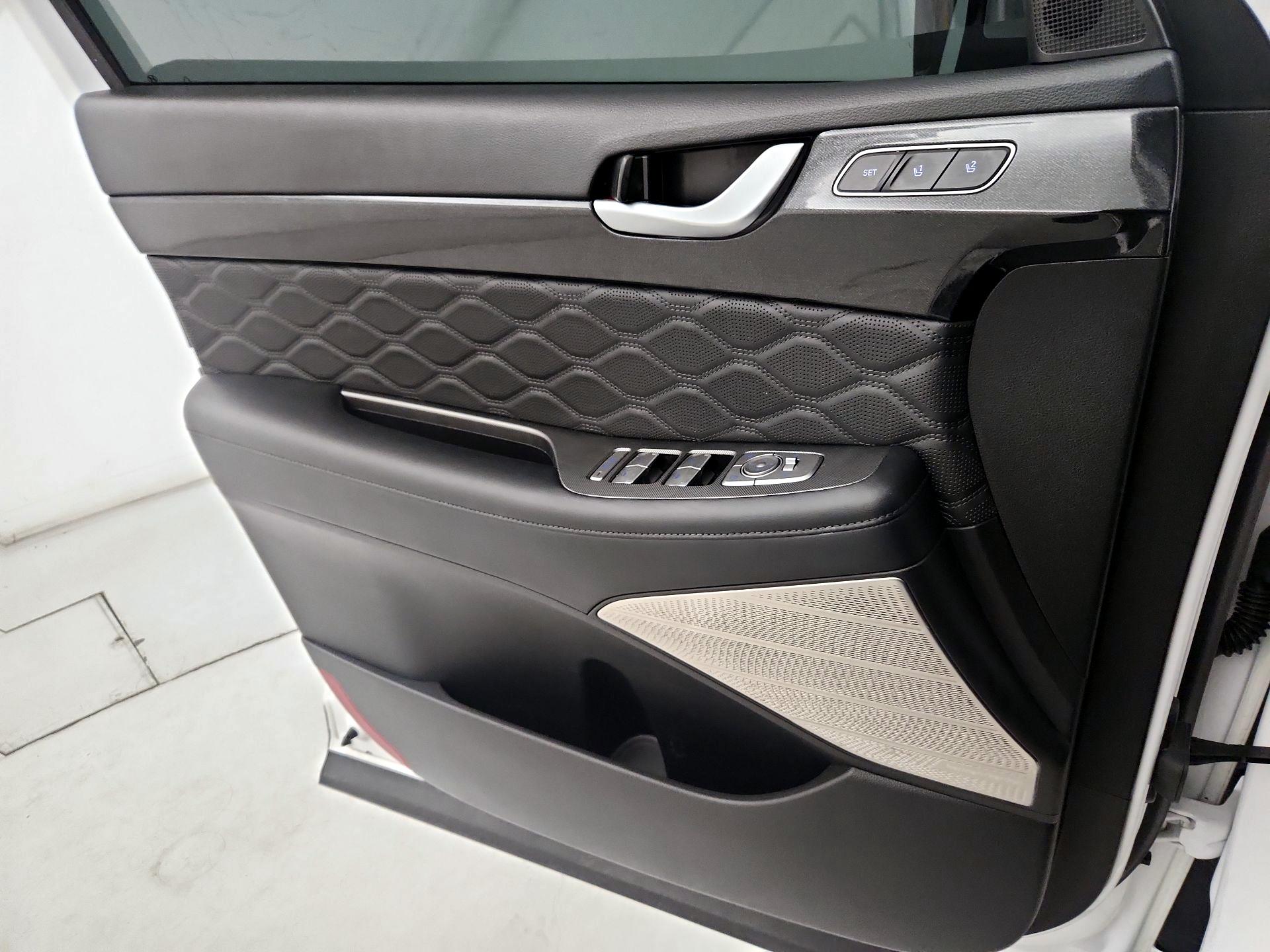 Thumbnail: 2020 Hyundai Palisade - 12