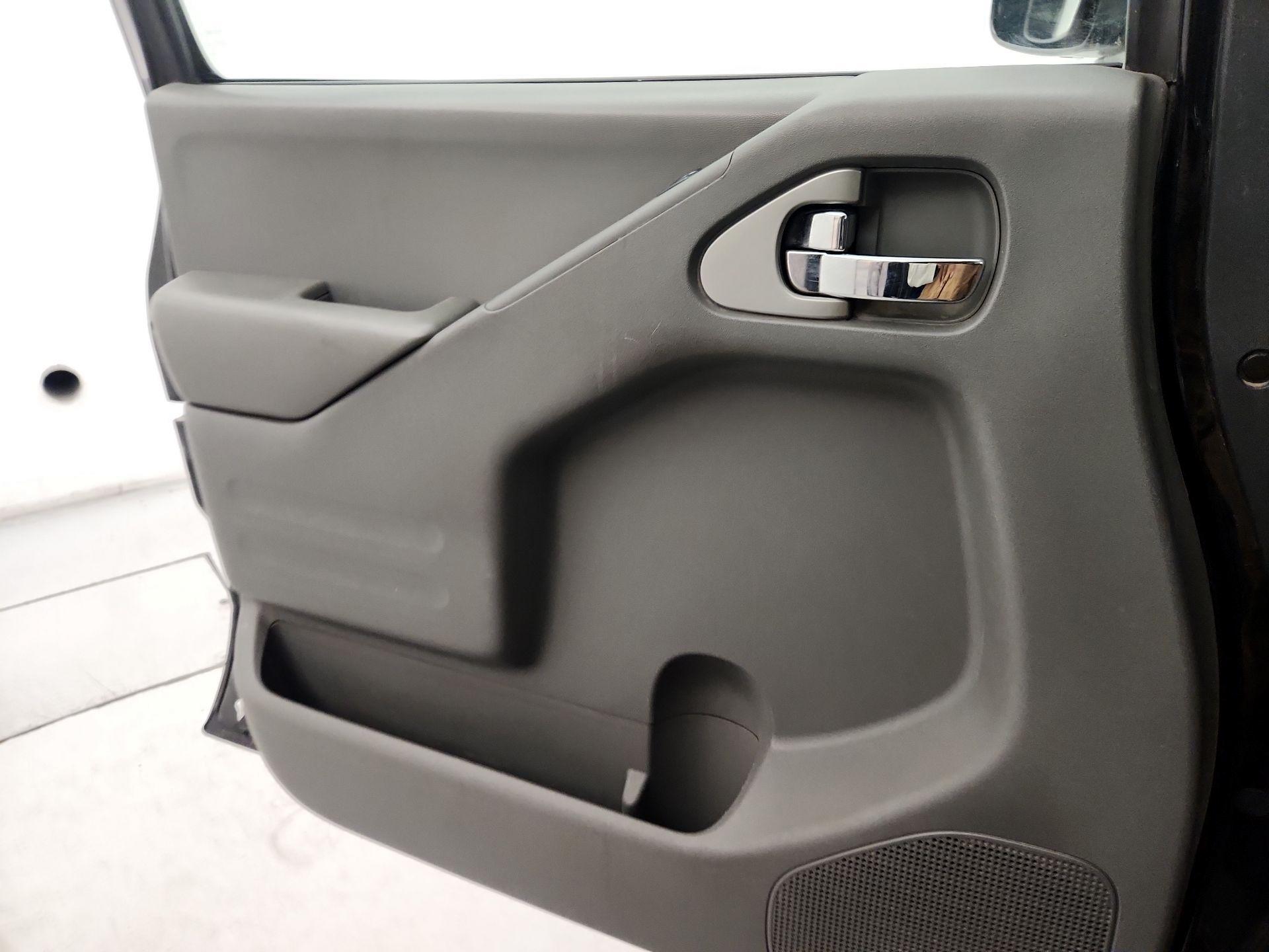 Thumbnail: 2019 Nissan Frontier - 12