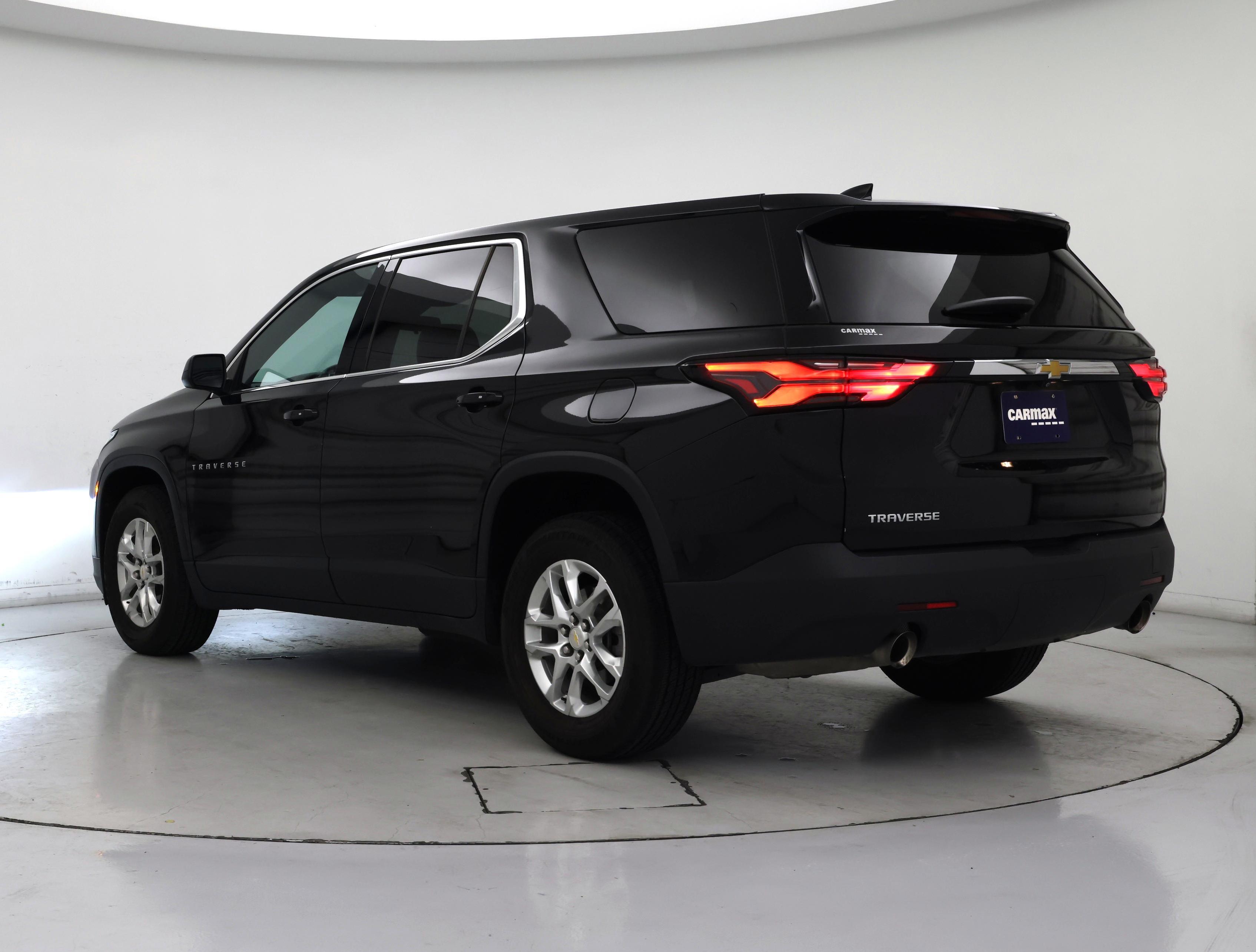 Thumbnail: 2022 Chevrolet Traverse - 2