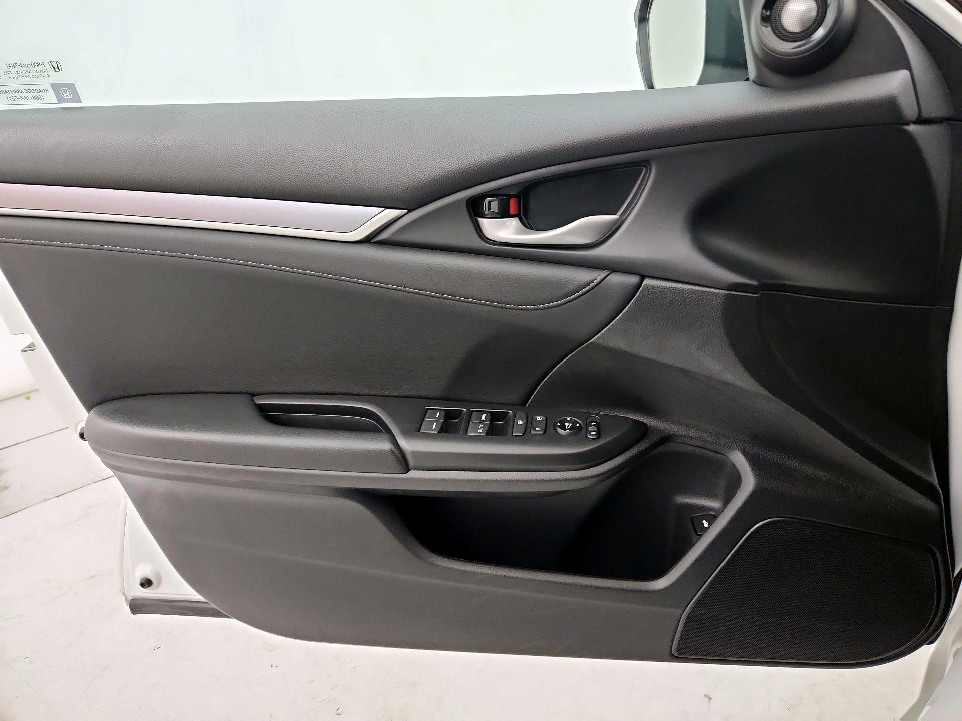 Thumbnail: 2018 Honda Civic - 12